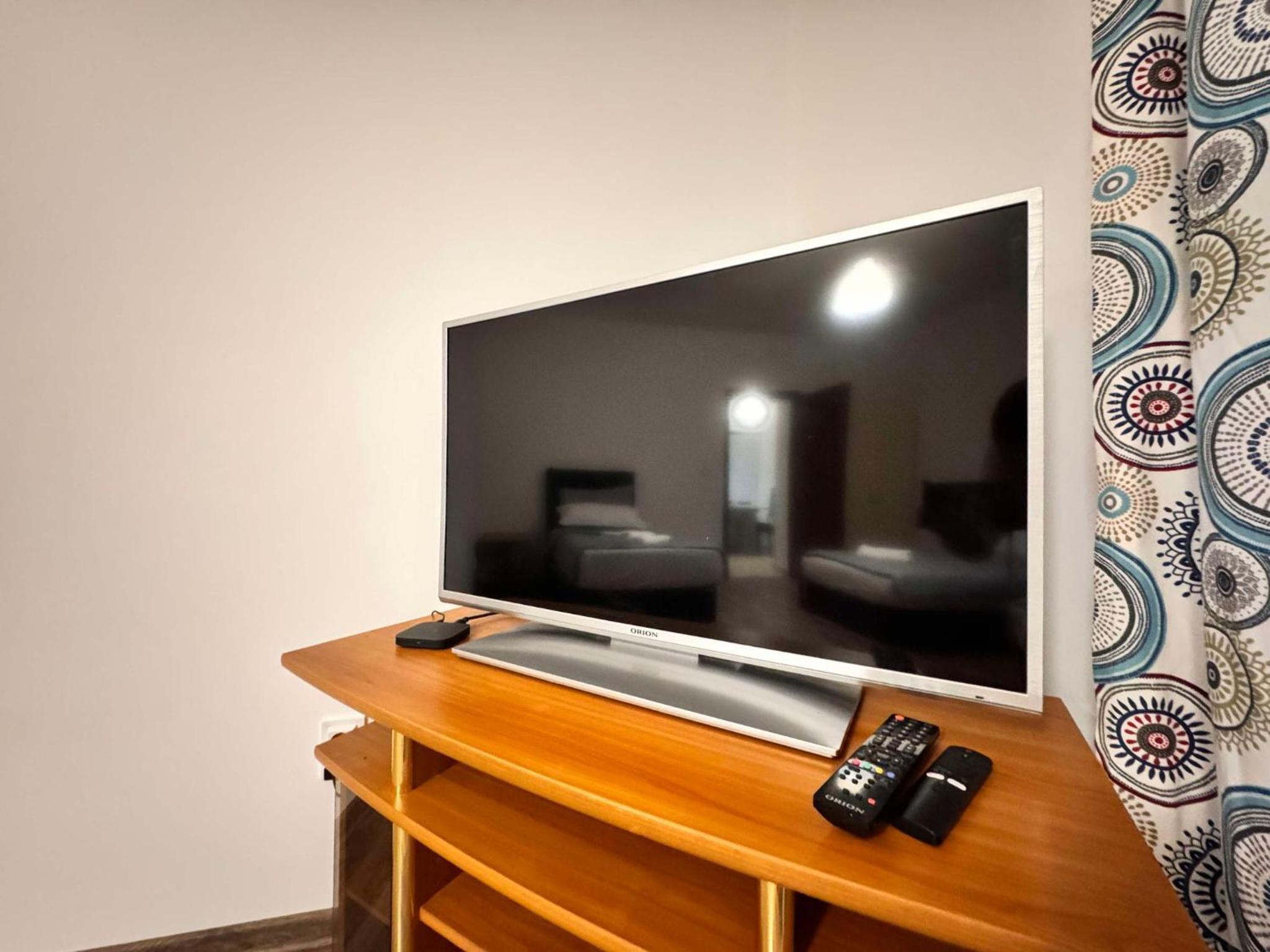 One-Bedroom Apartment - Non-Smoking photo 2