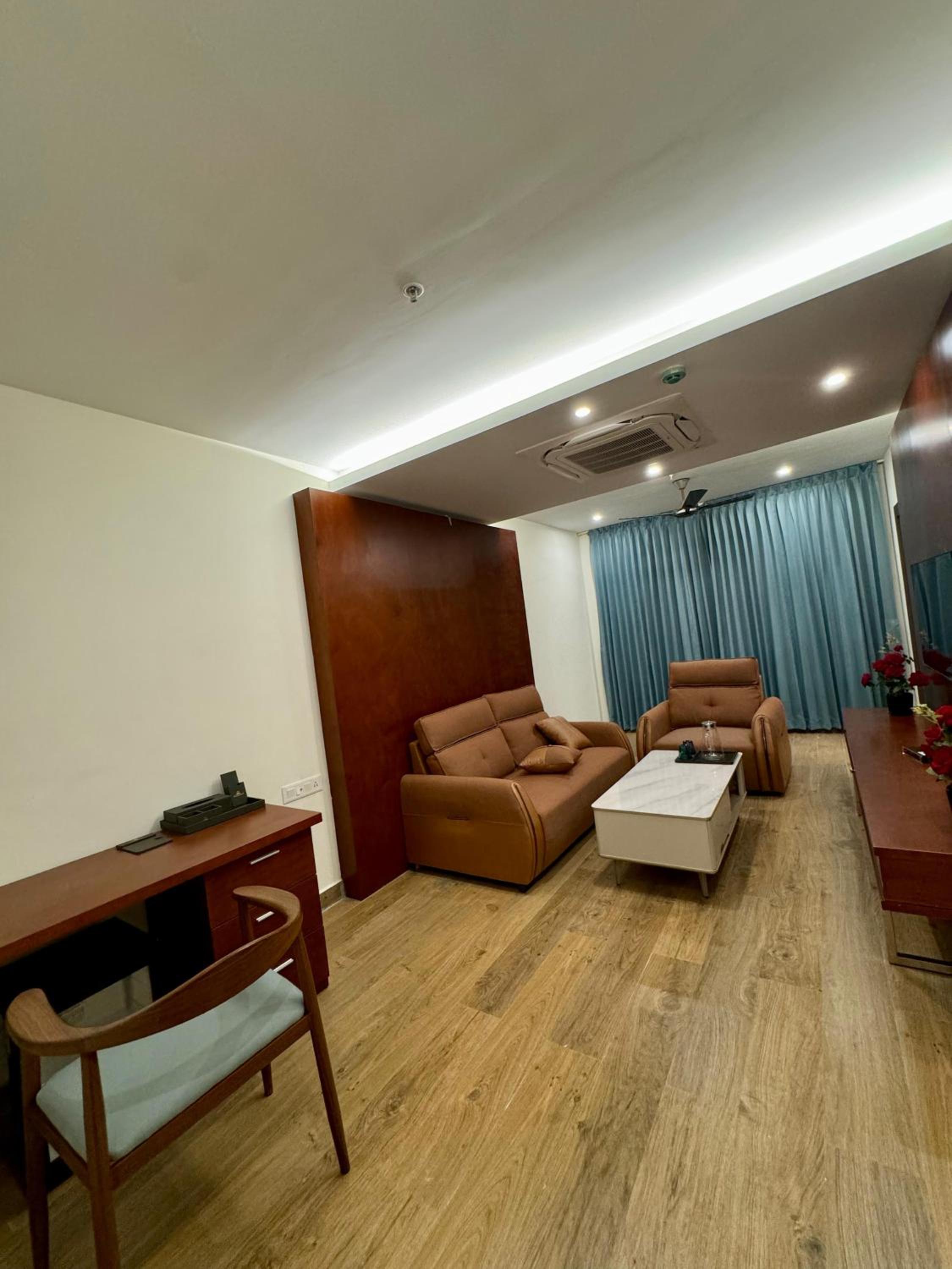 Superior Suite - Photo 2