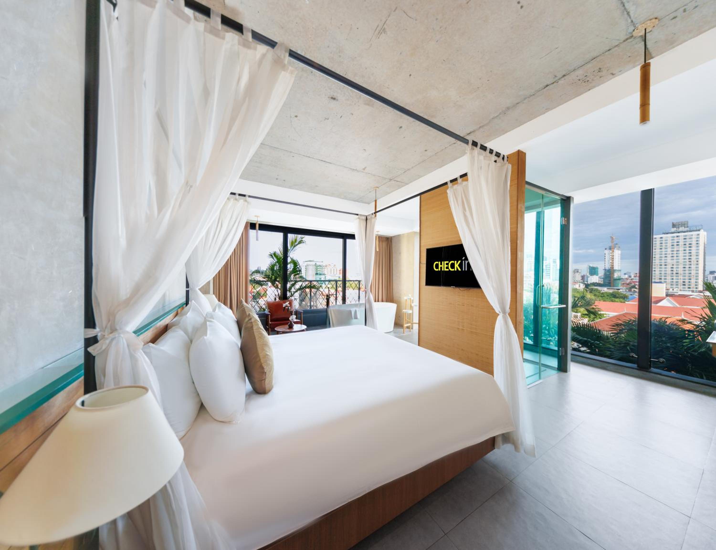 Deluxe Double Room - Photo 1