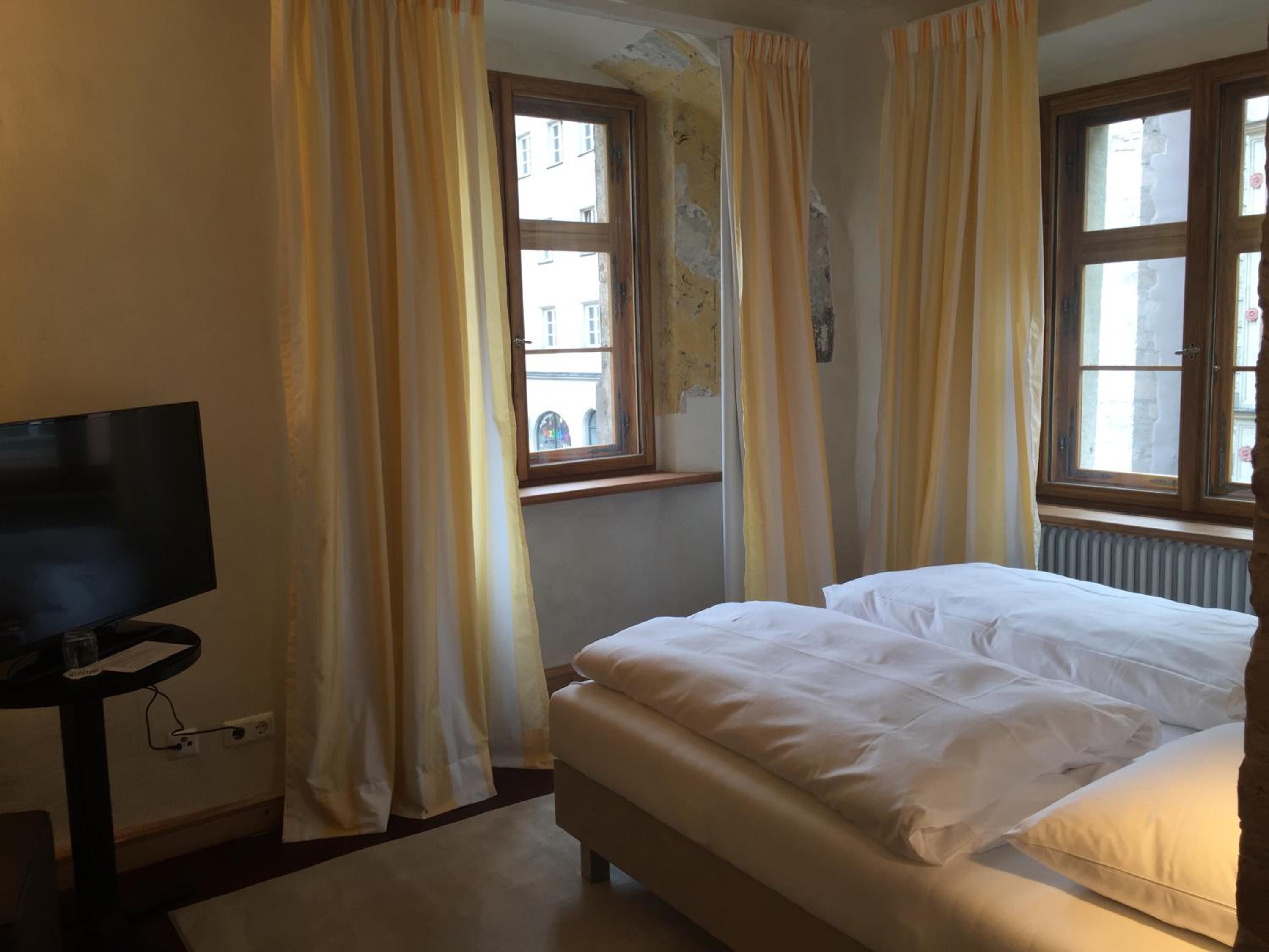 Double Room - Photo 6