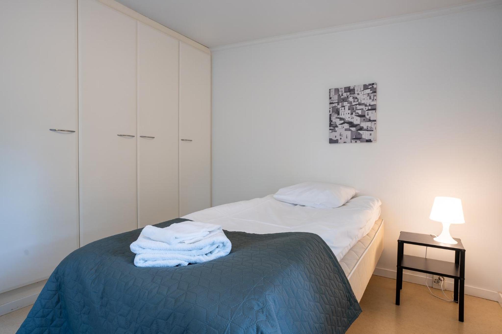 One-Bedroom Apartment photo 1