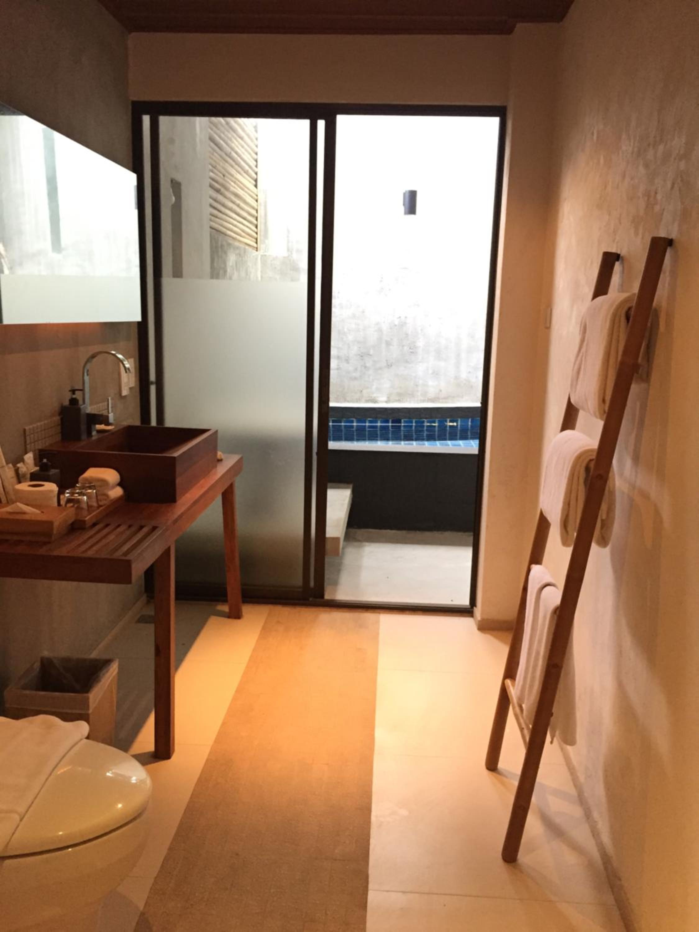 In Love Plunge Pool photo 3