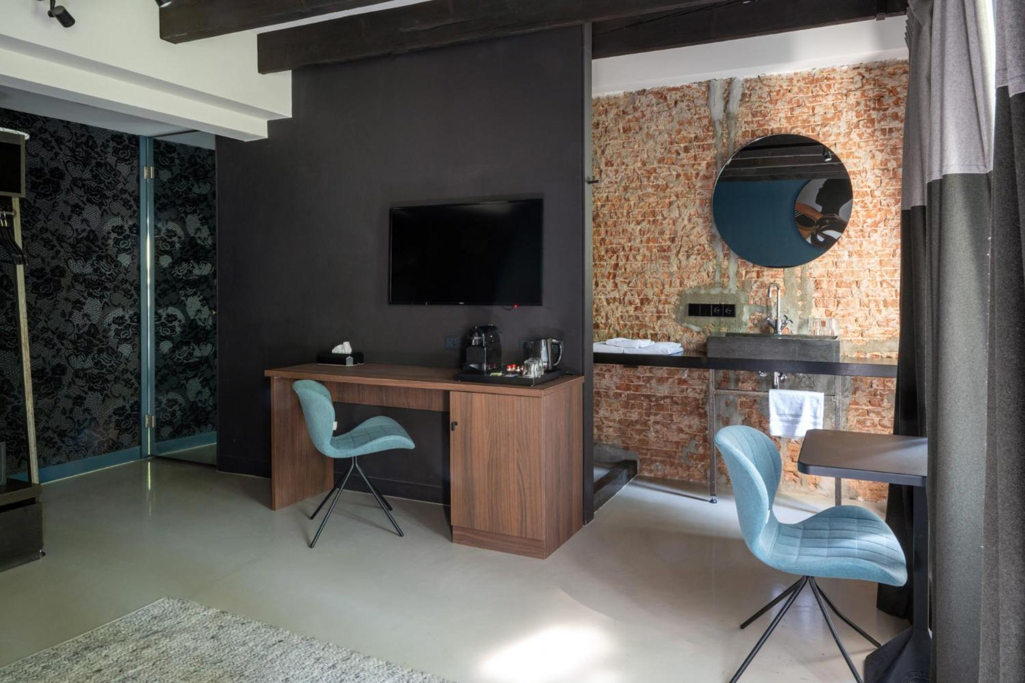Superior Double Room with Air Conditioning photo 2