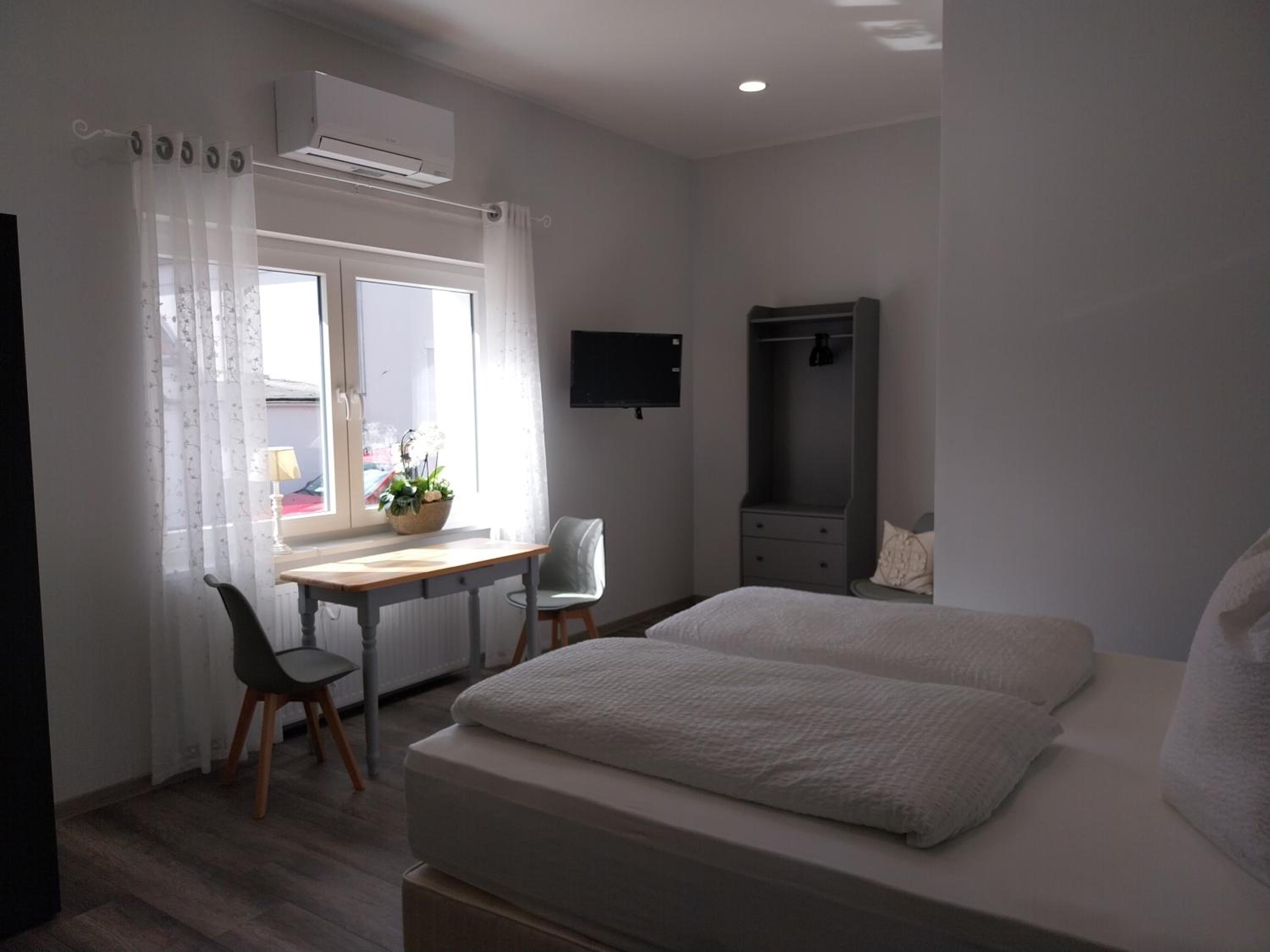 Double Room - Disability Access photo 3