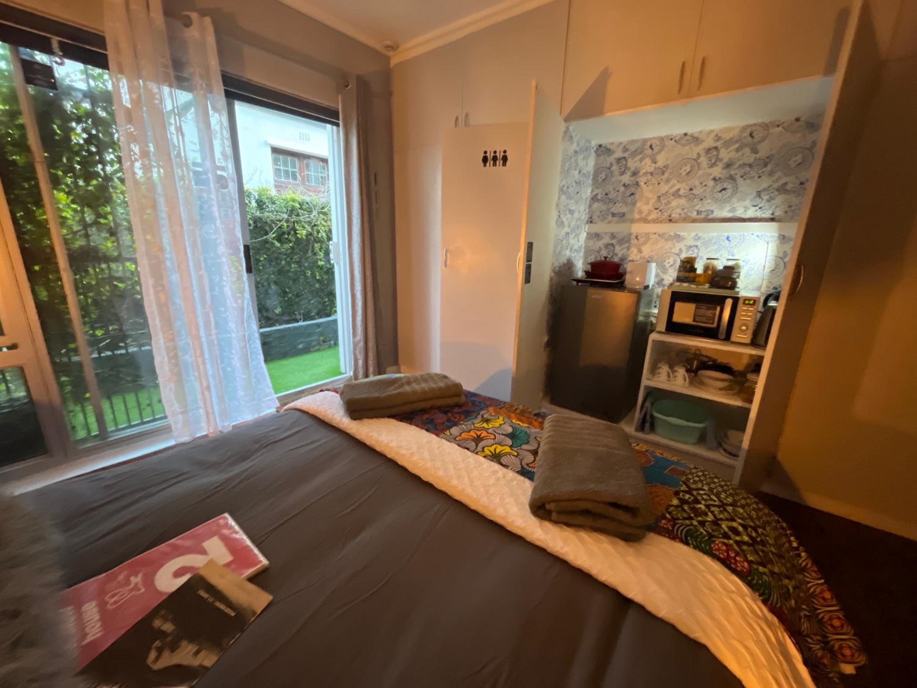 One-Bedroom Apartment - Photo 34