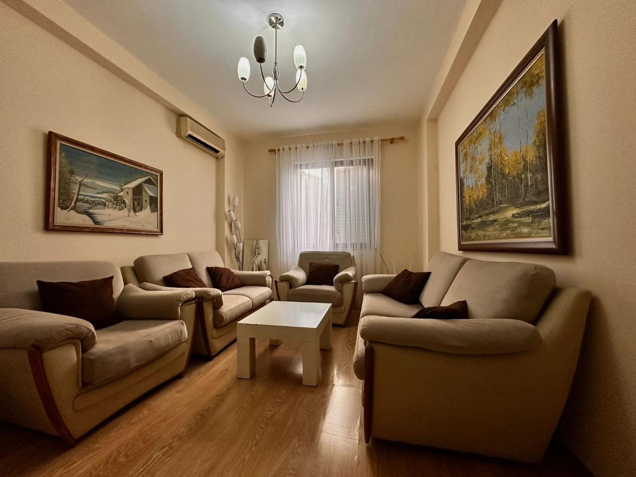 Apartment with Garden View