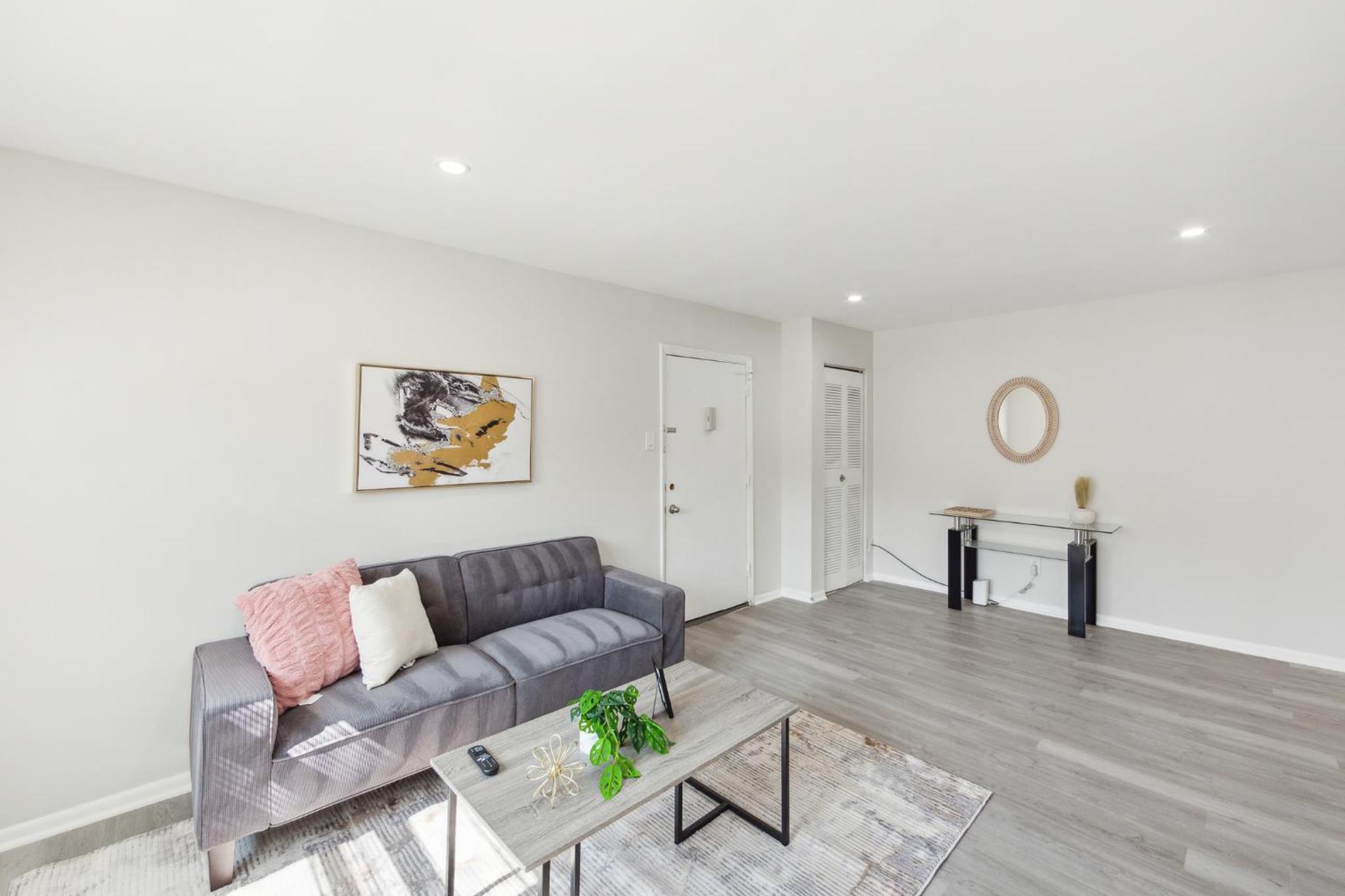 Apartment photo 1