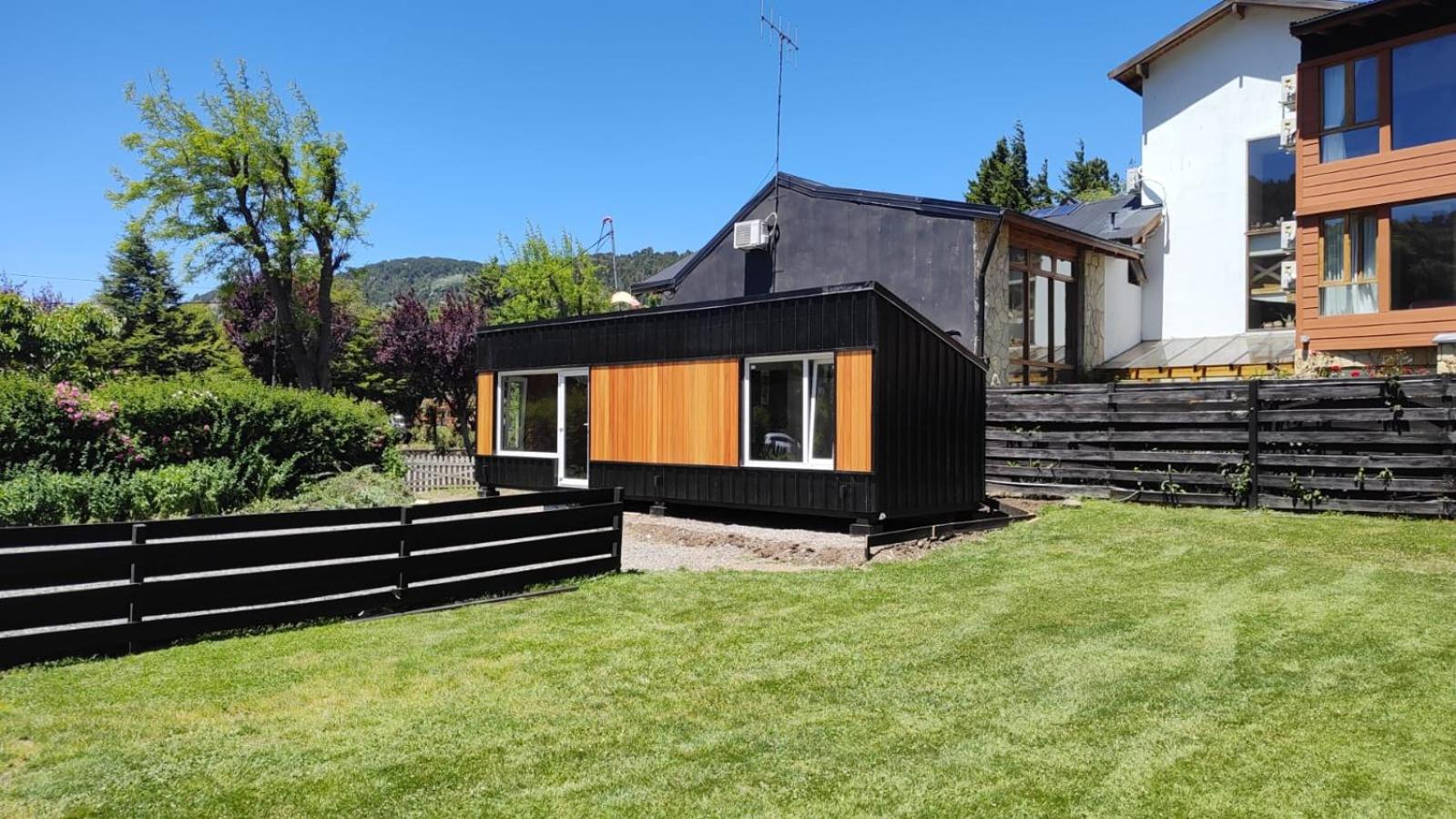 One-Bedroom House photo 3