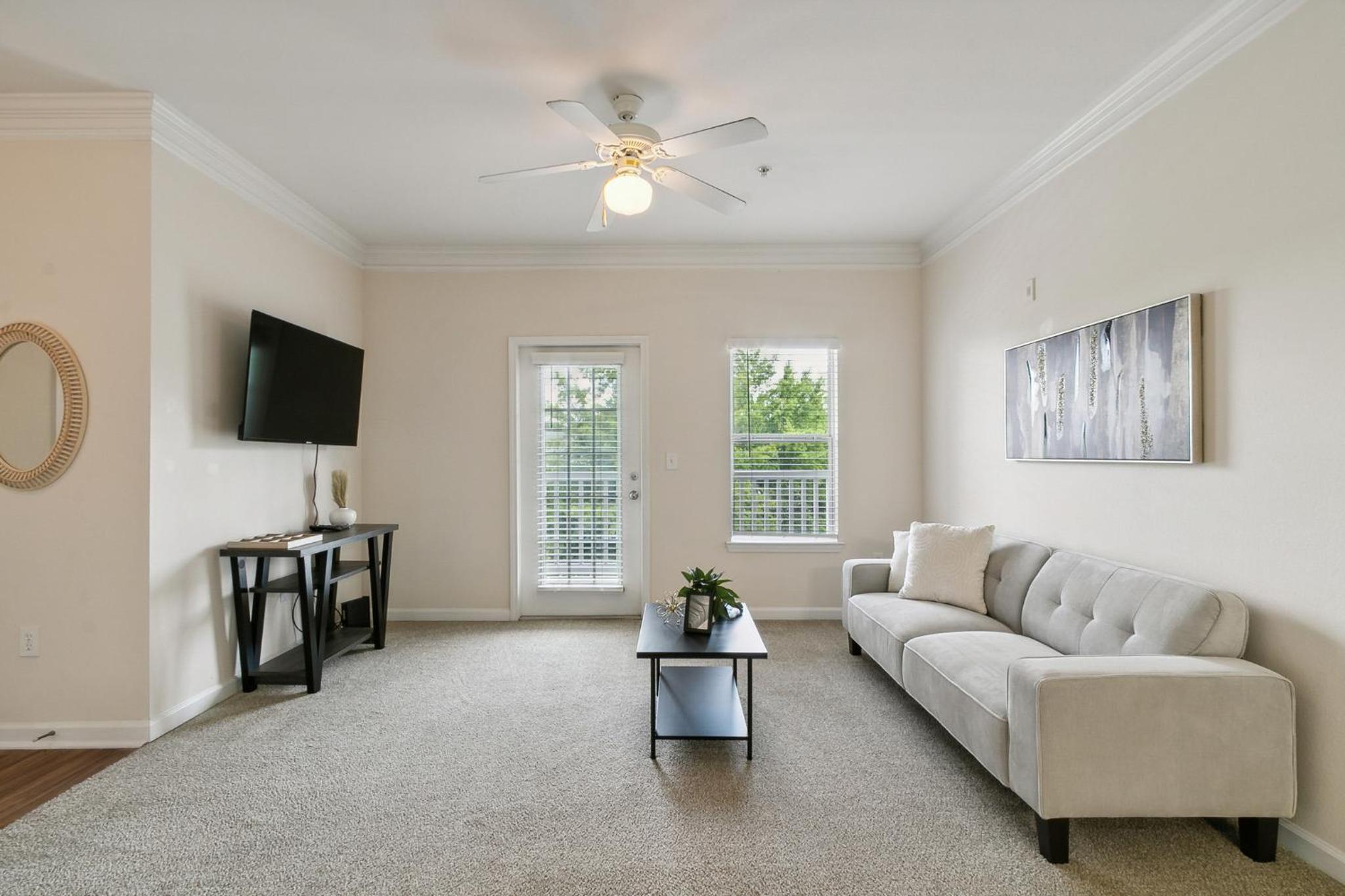 Apartment photo 1