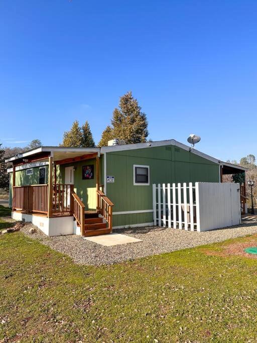 One-Bedroom House photo 2