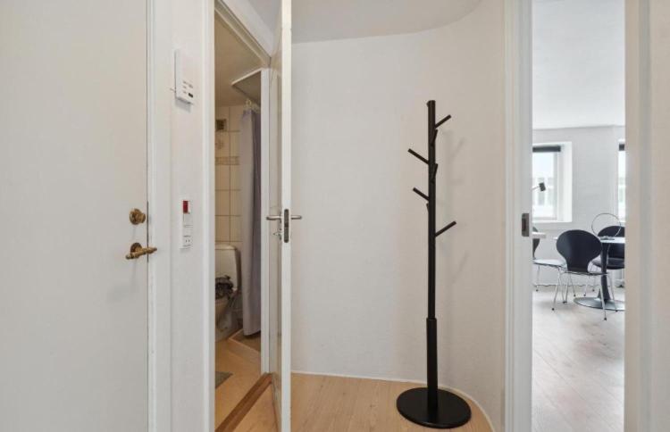 Two-Bedroom Apartment photo 2