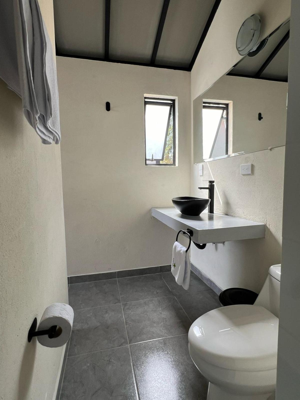 Double Room with Private Bathroom photo 2