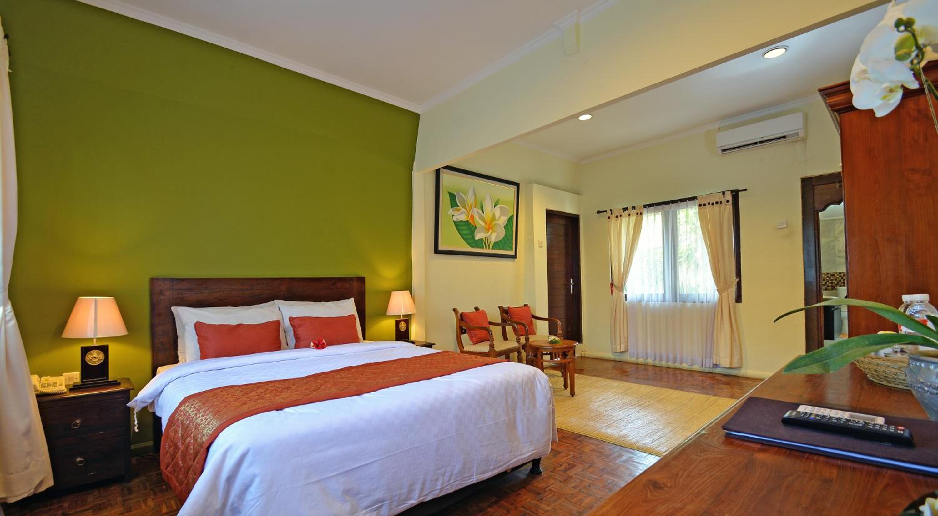 Upstairs Villa - Photo 7