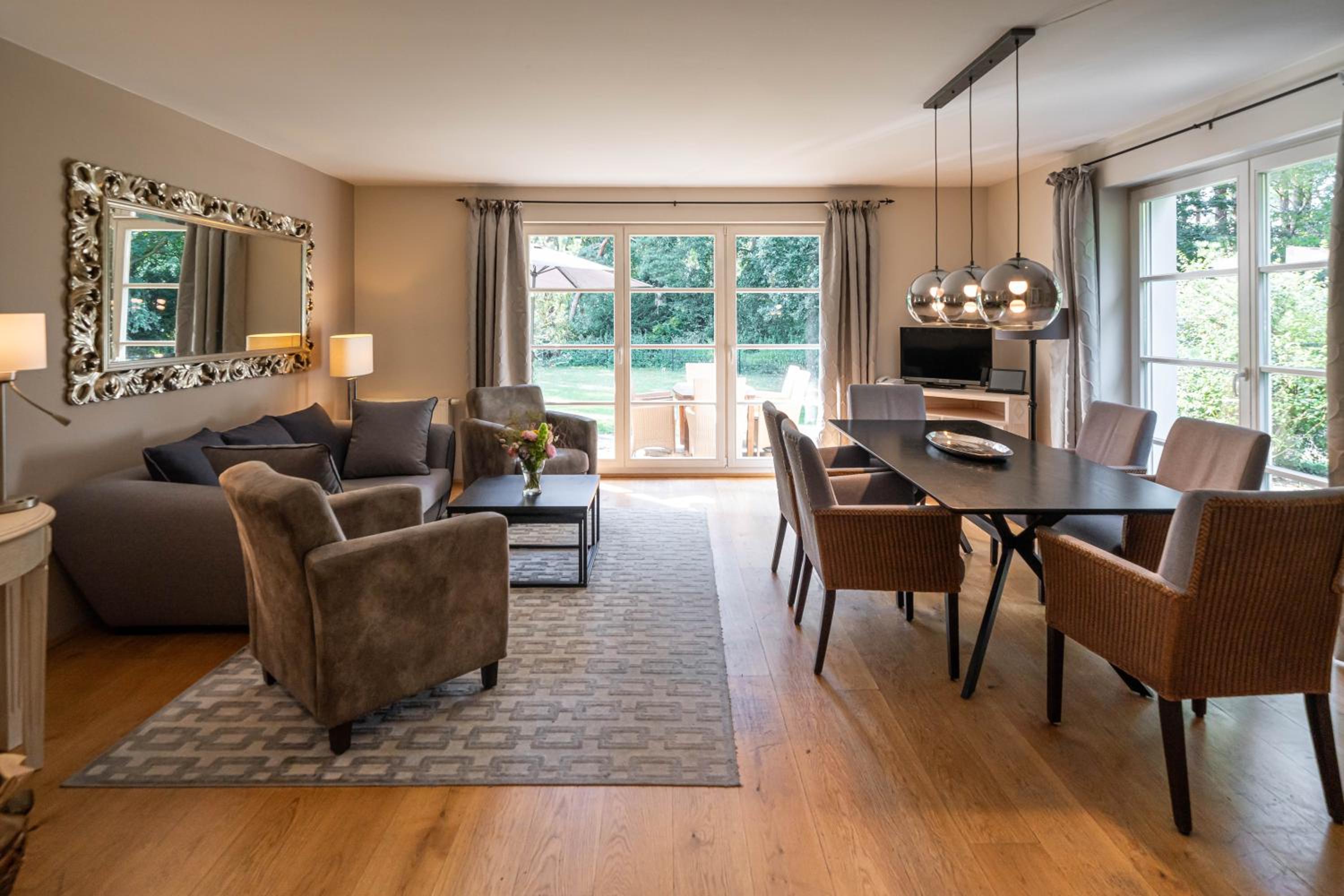 Three-Bedroom Apartment - Oceanfront photo 1