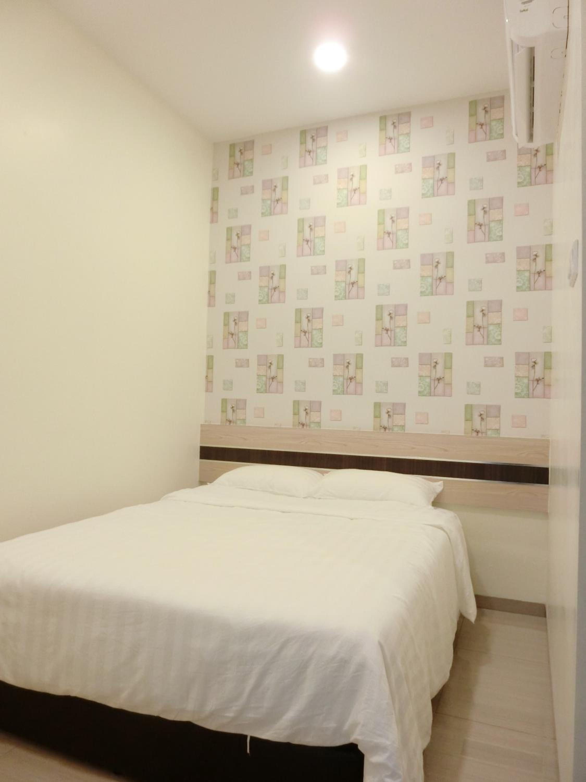 Standard Double Room - Photo 1