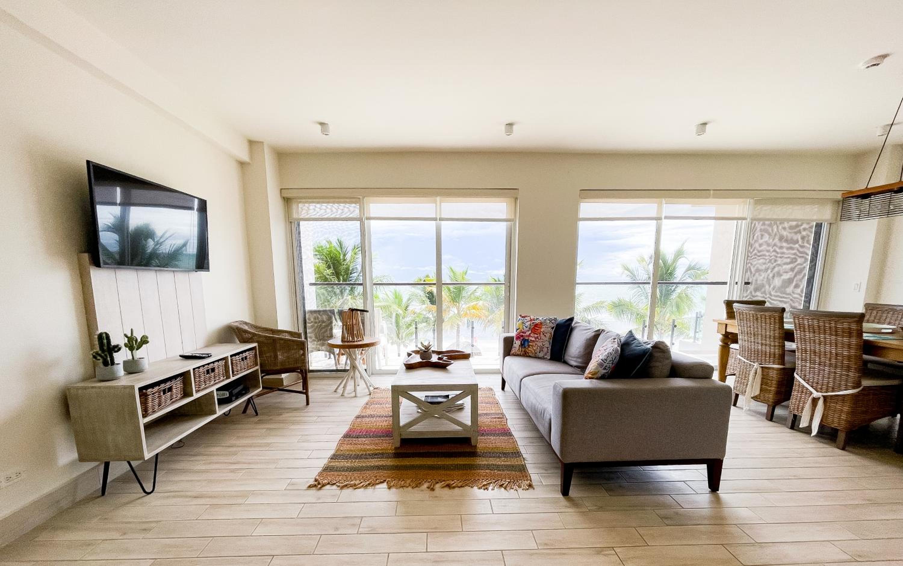 Four-Bedroom Deluxe Apartment