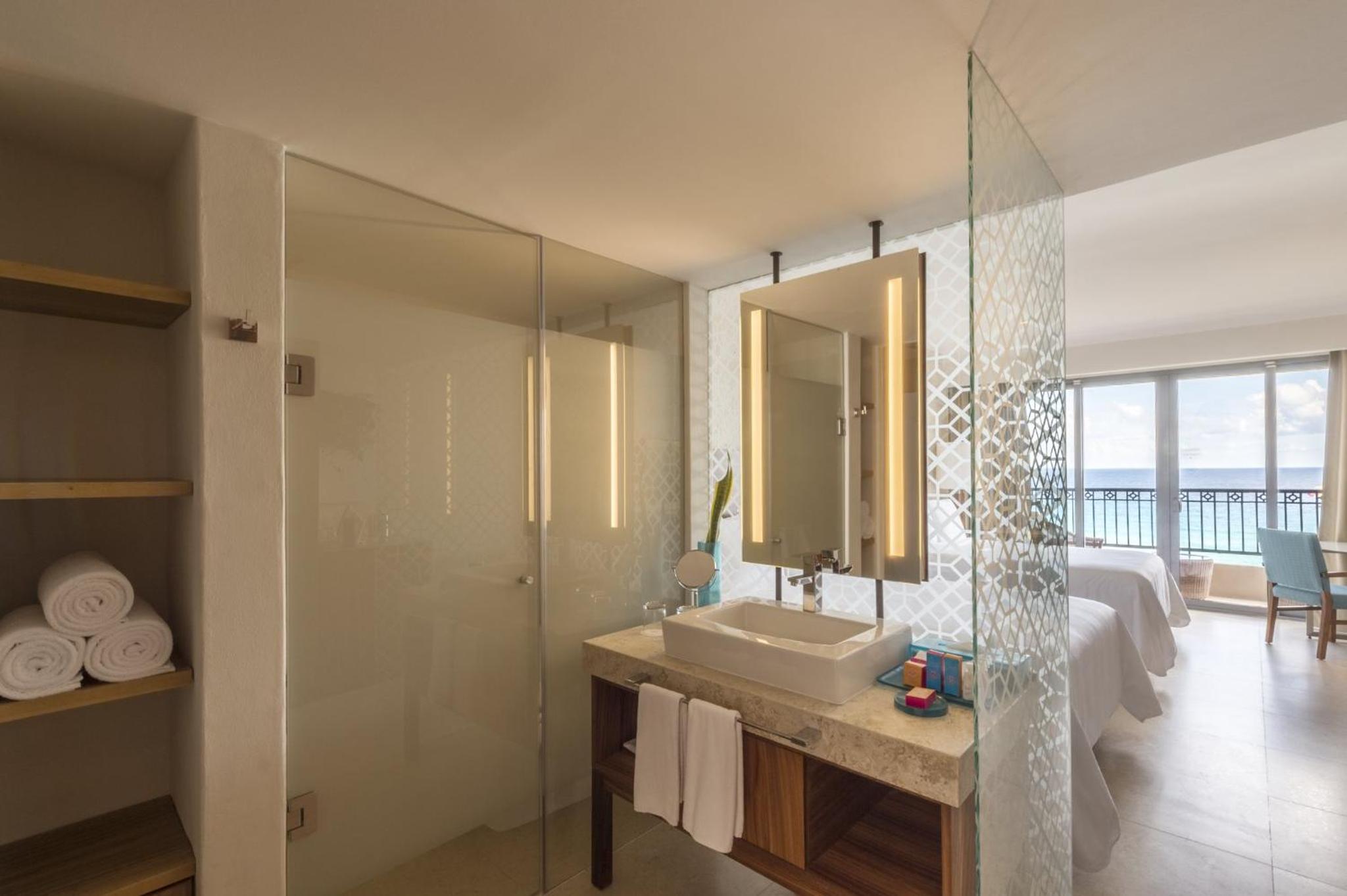 Premium Ocean Front Double - Photo 6