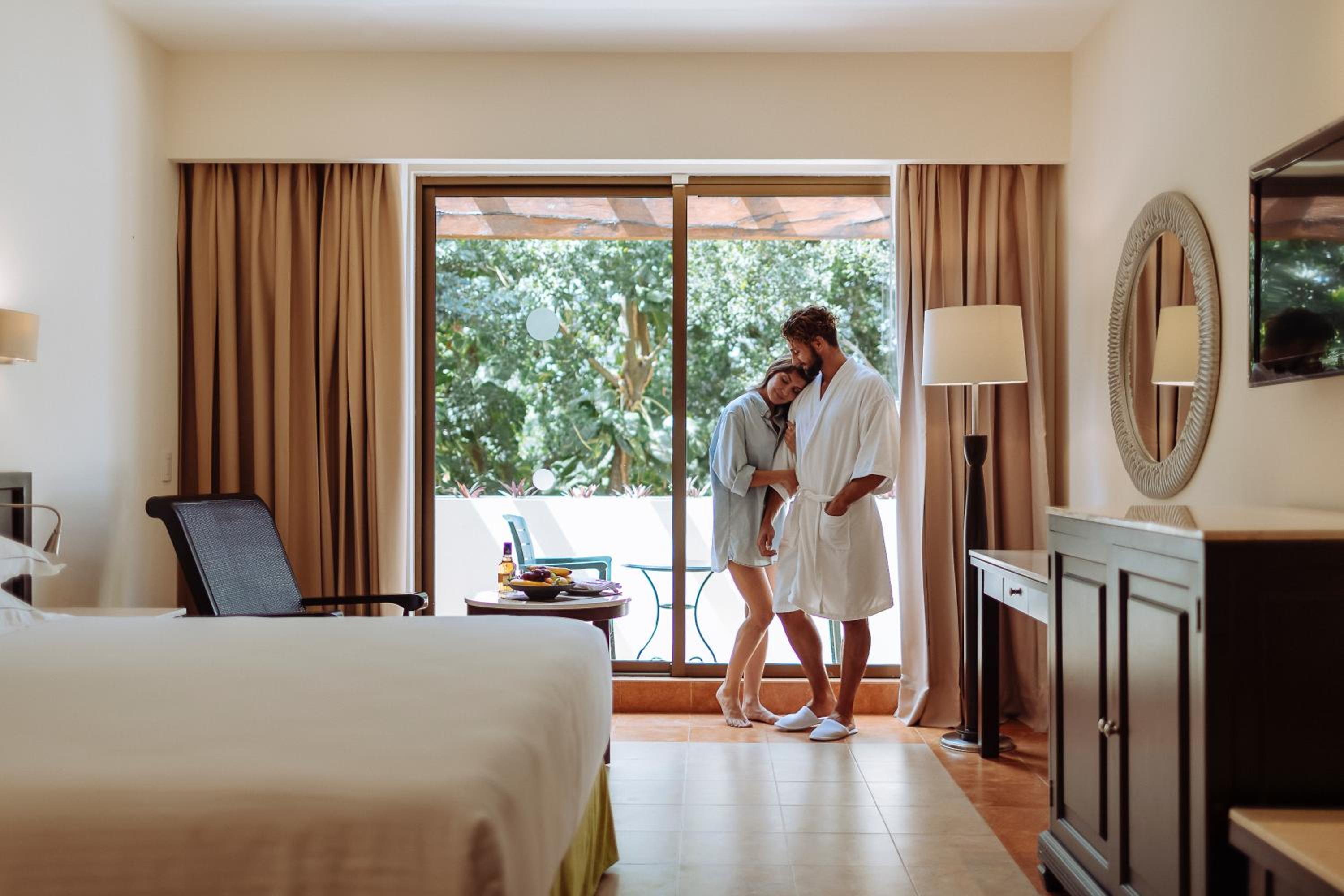 Luxury Room (Royal Level)