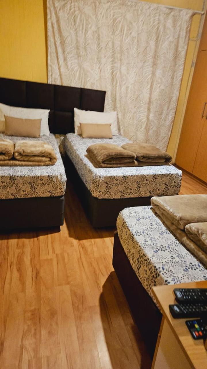 Economy Double Room photo 2