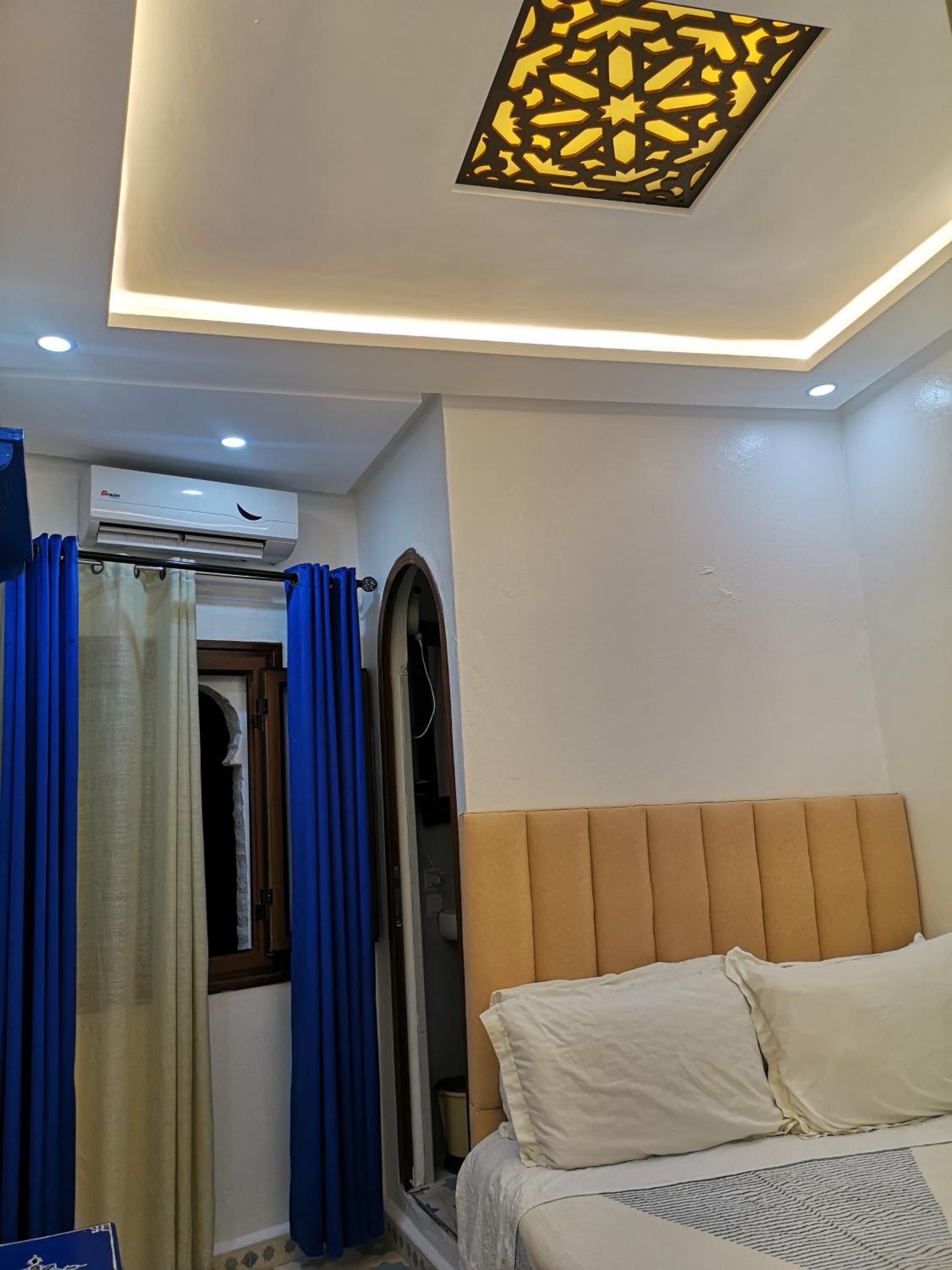 Single Room with Shower photo 3