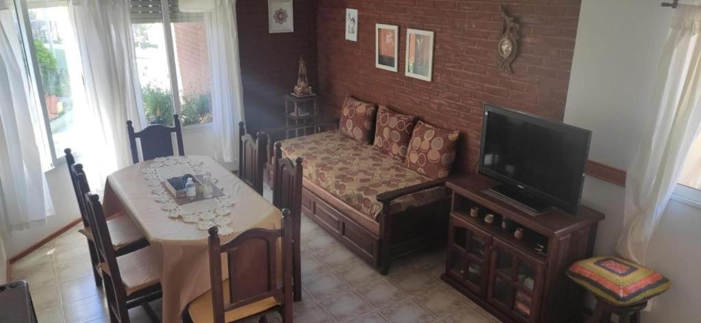 Two-Bedroom House photo 3