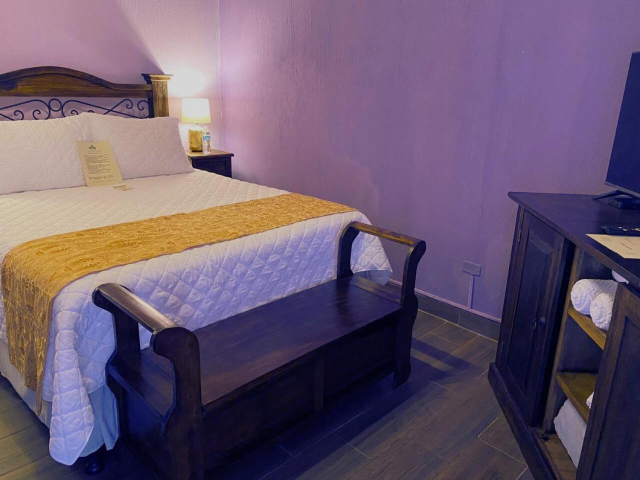 Small Double Room photo 2