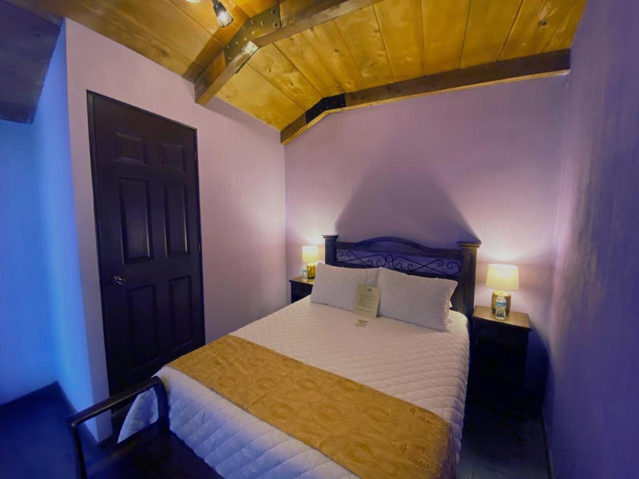 Small Double Room photo 3