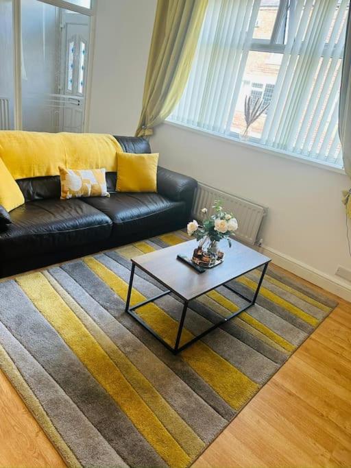 Apartment photo 1