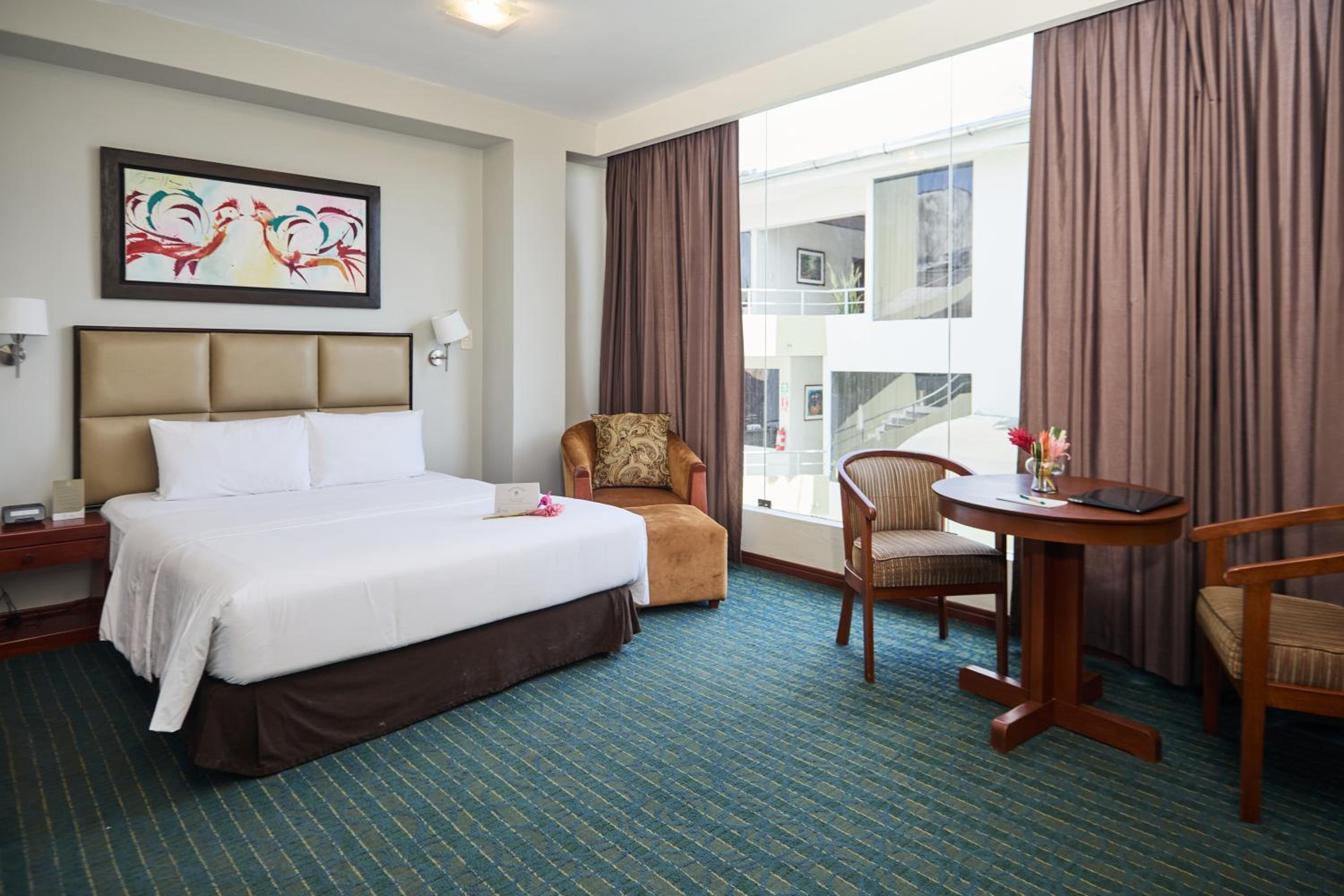 Superior King Room