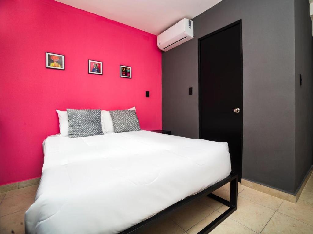 Small Double Room - Photo 4