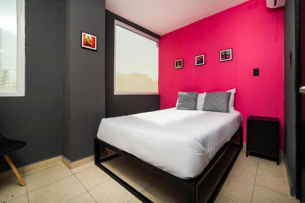 Small Double Room - Photo 1