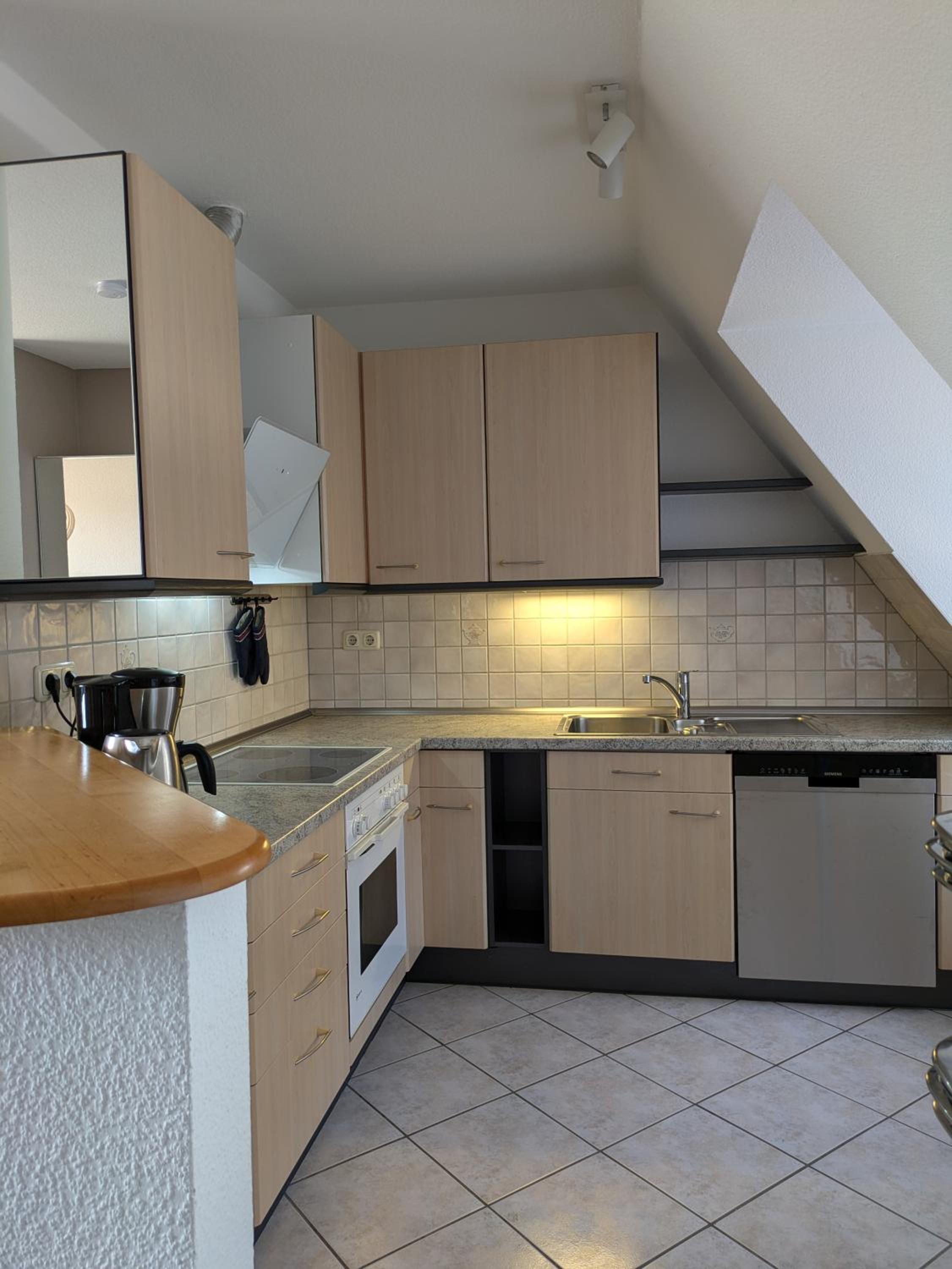 Apartment with Balcony photo 3