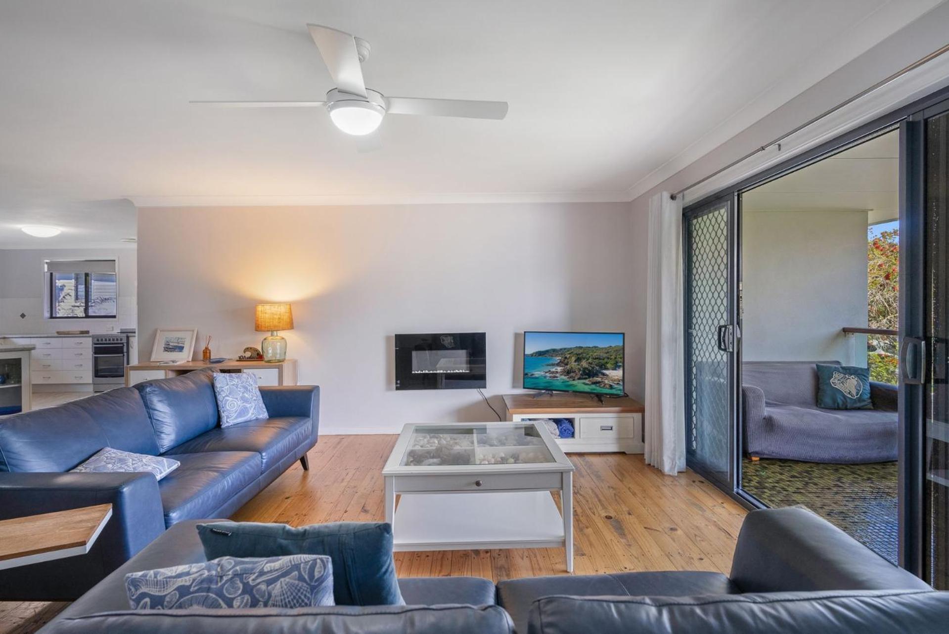 Three-Bedroom House photo 1