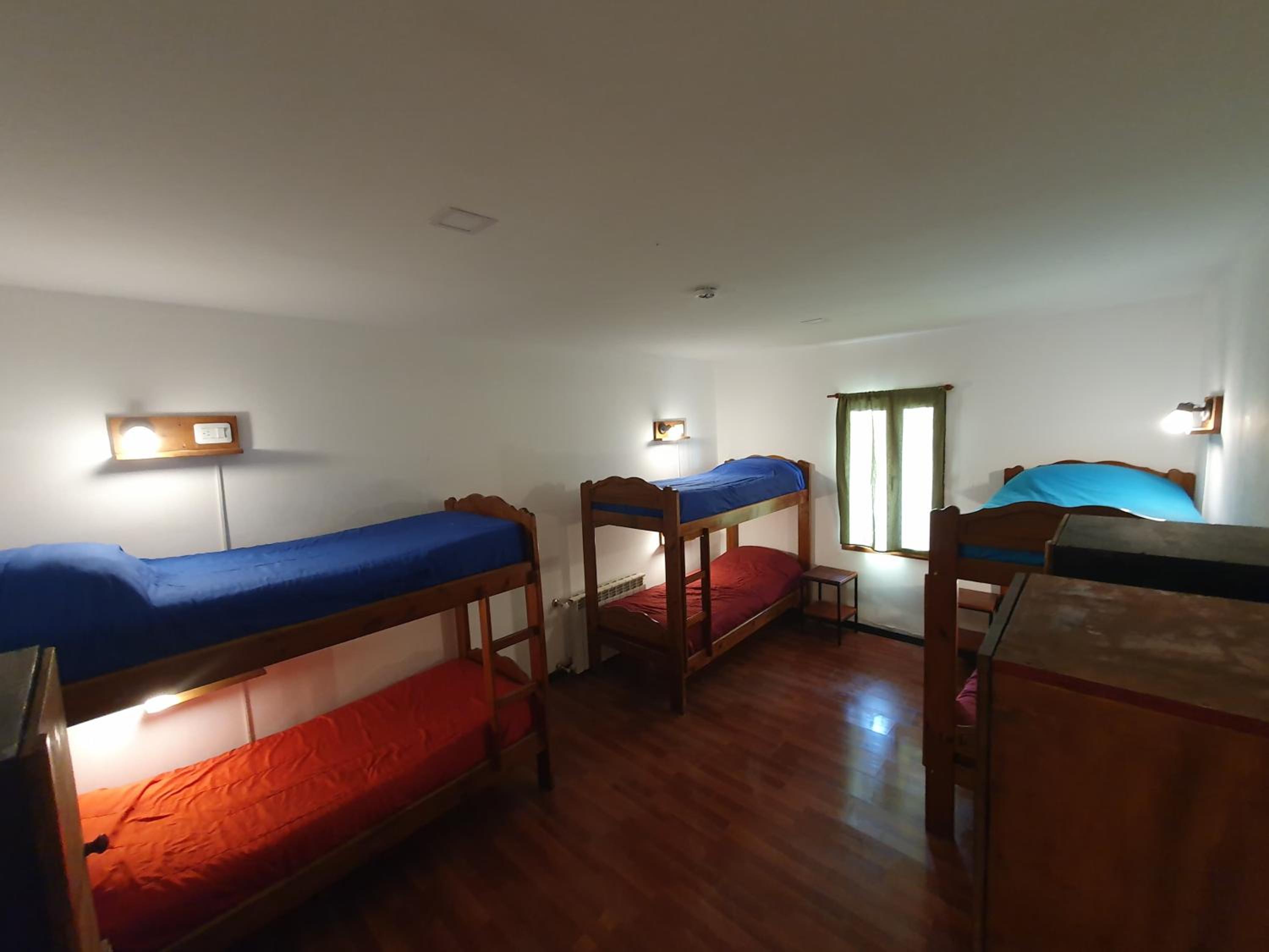 Bed in 6-Bed Mixed Dormitory Room