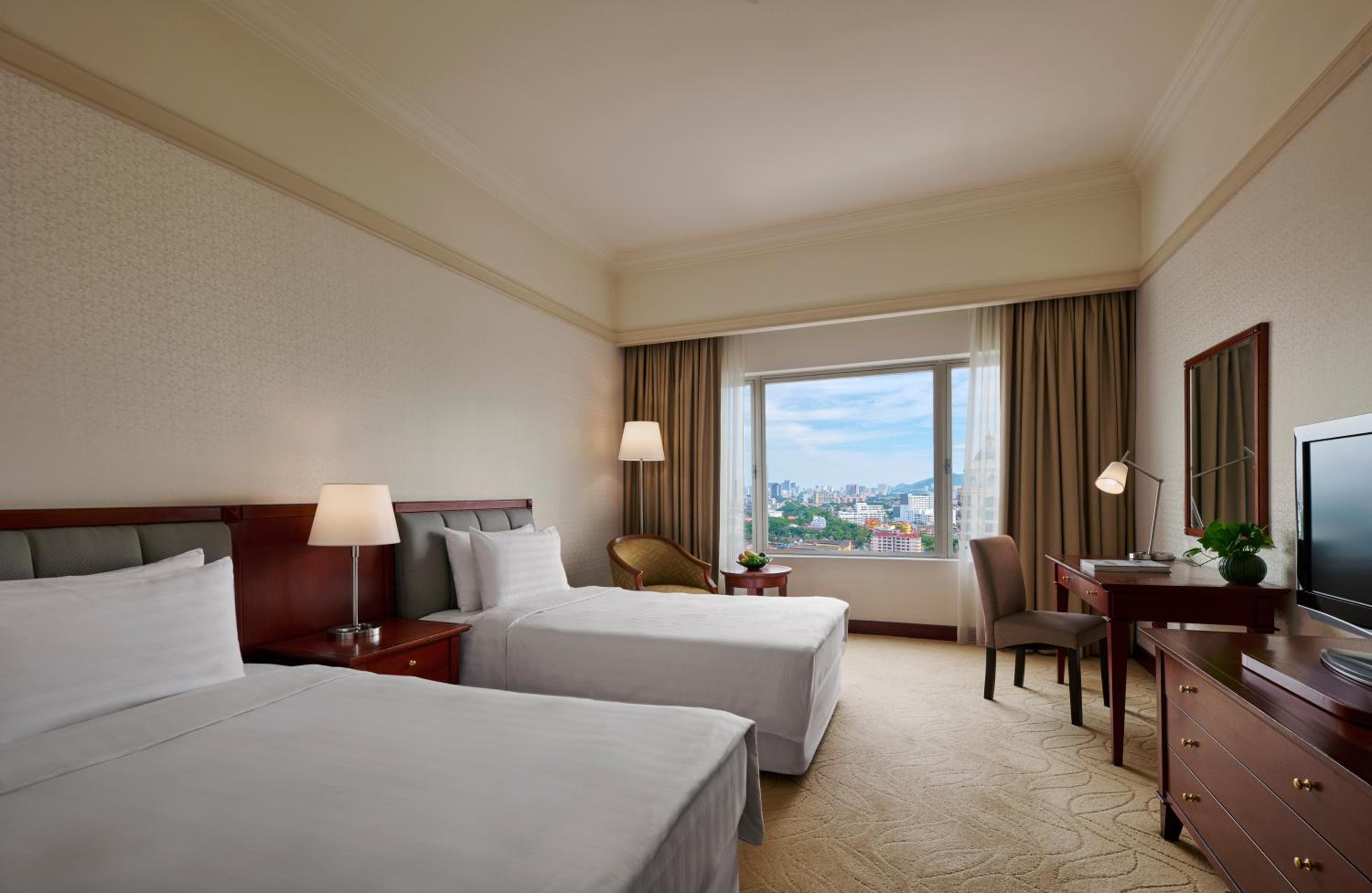 Superior Twin Room (City View)