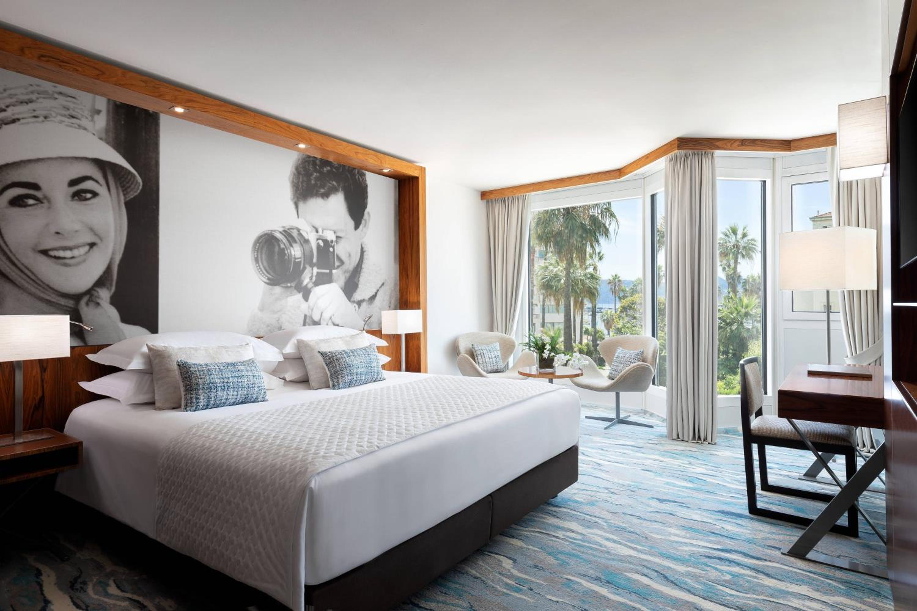 Deluxe Room with Garden View - Photo 1