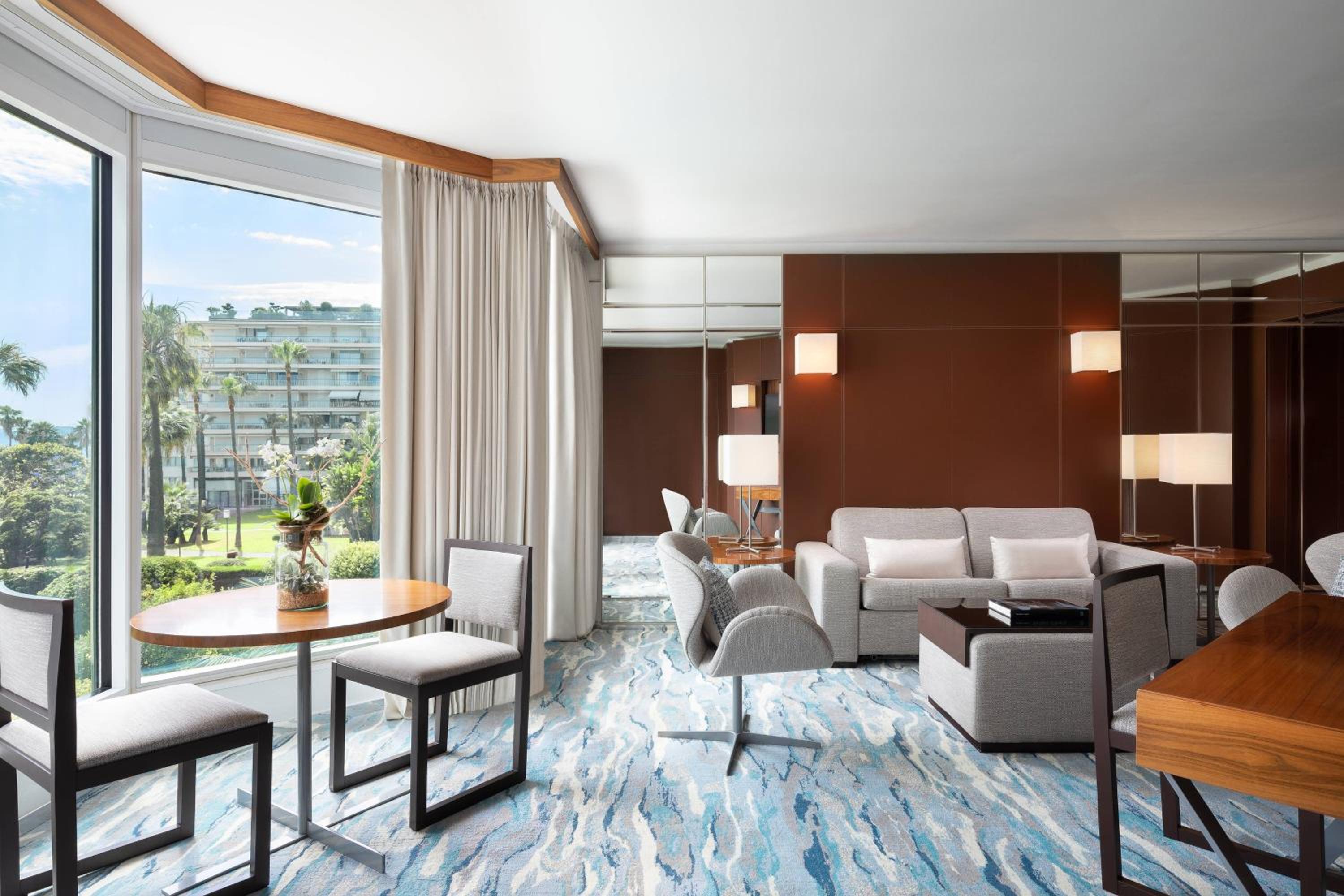 Prestige Suite - Photo 2