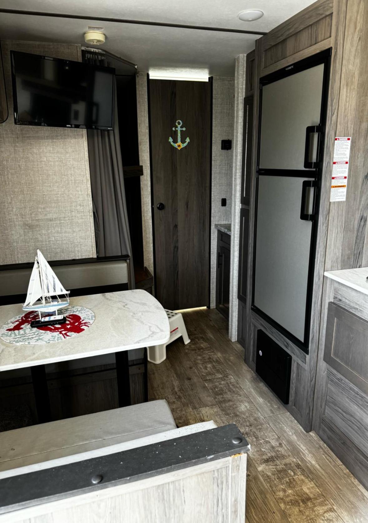 Mobile Home photo 1