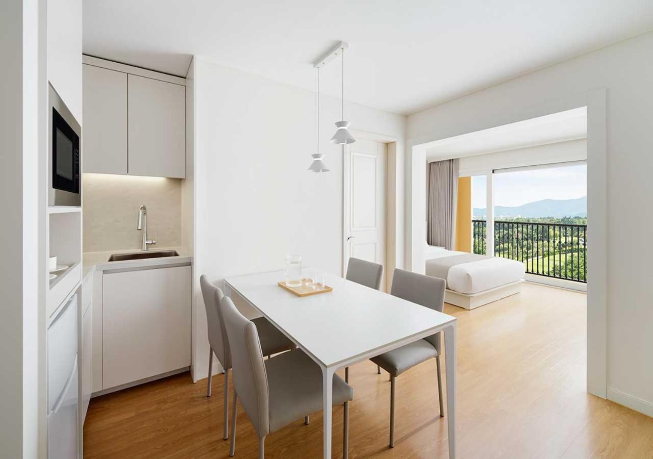 Sorano Deluxe Modern photo 2