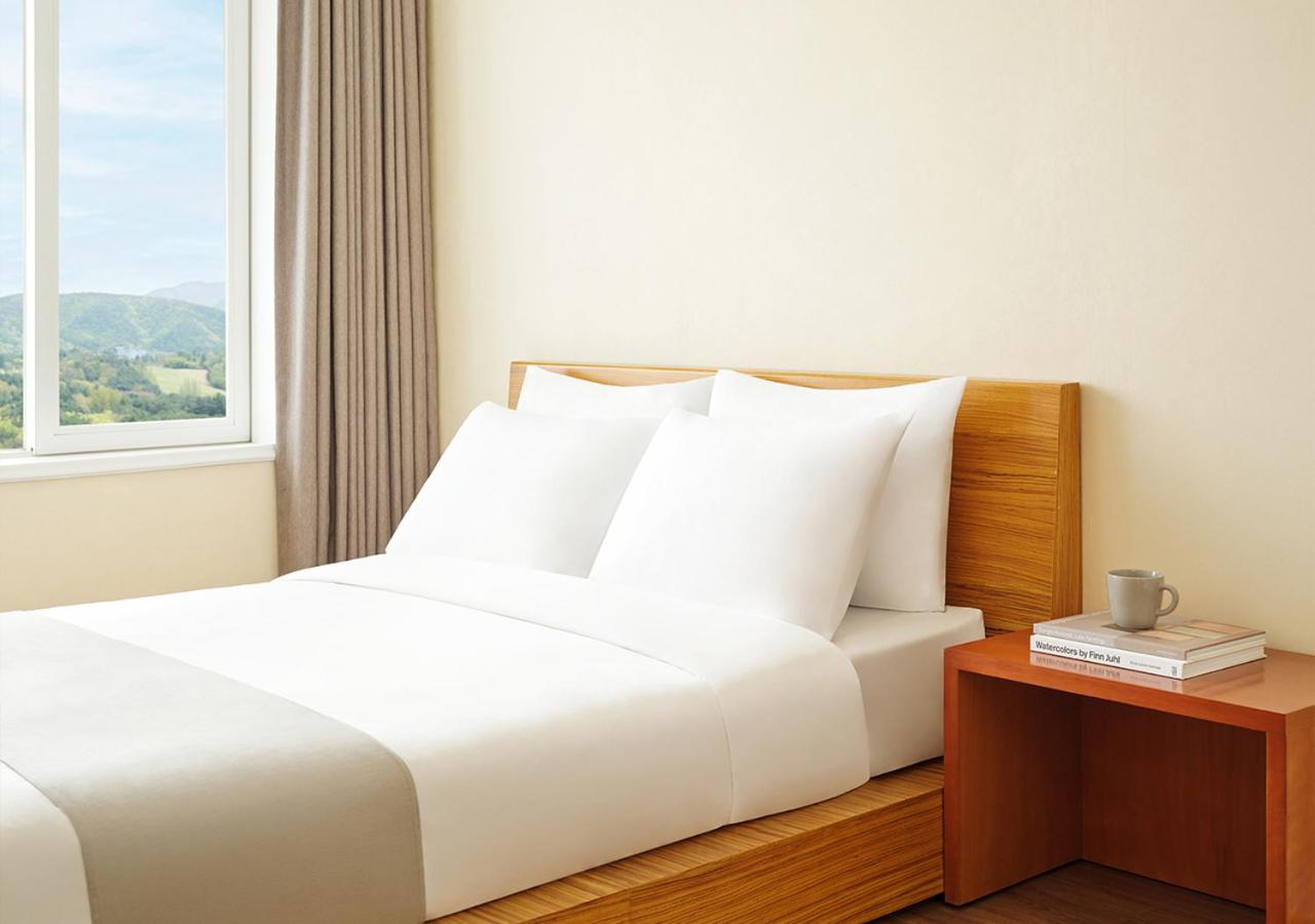 Deluxe Bed( Damton) photo 2