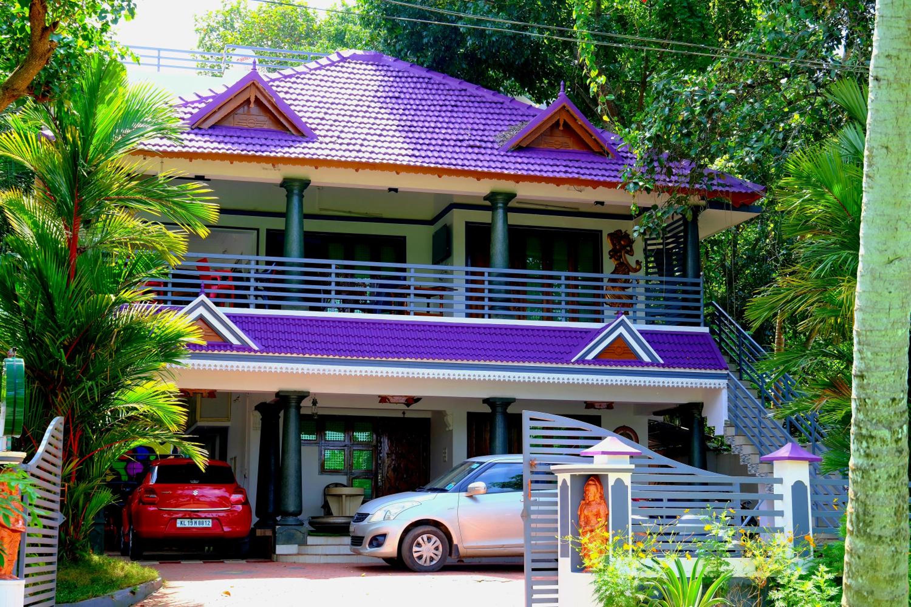 Four-Bedroom House photo 3