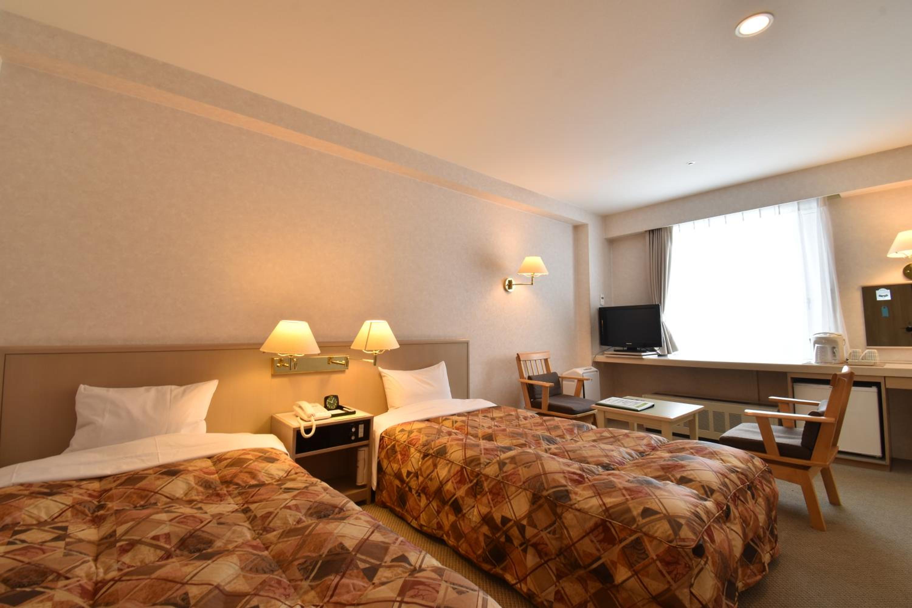 Standard Twin Room- Non-Smoking - Photo 6