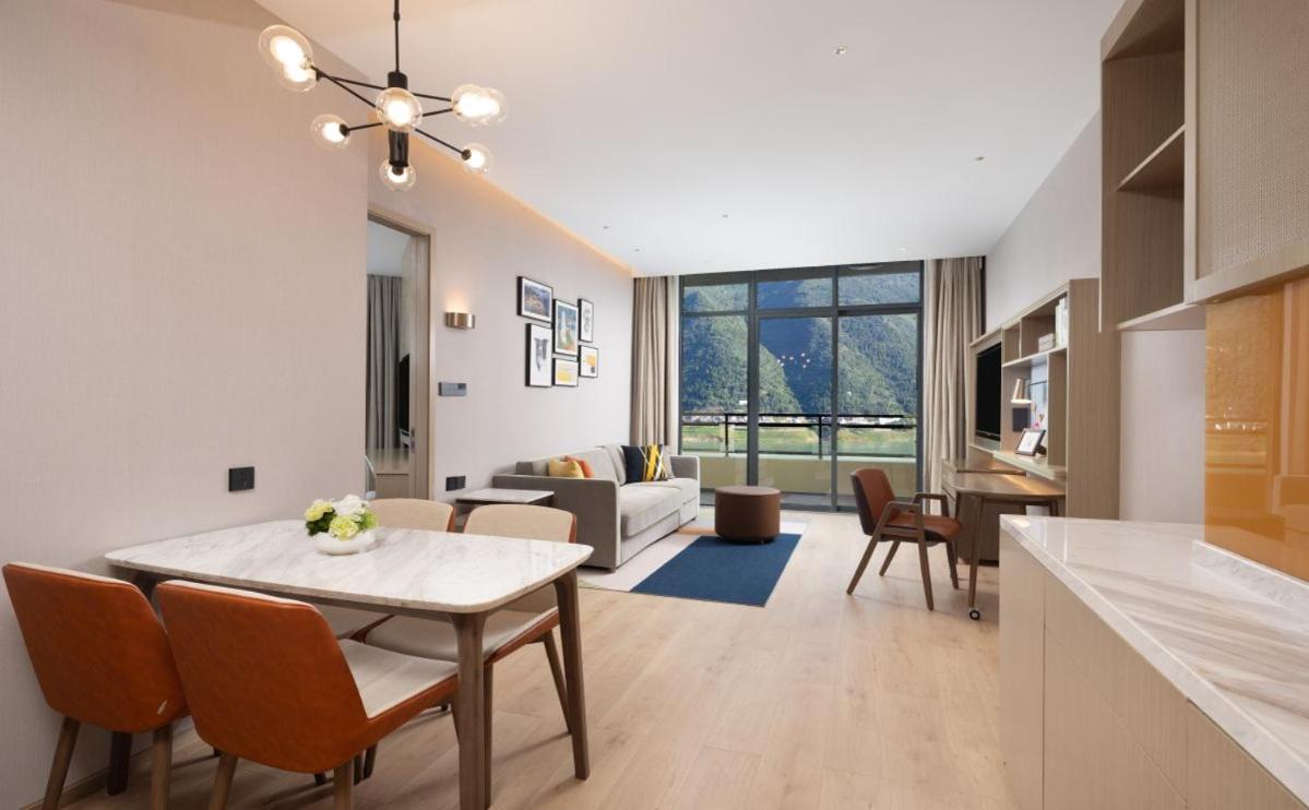 Deluxe Suite with River View