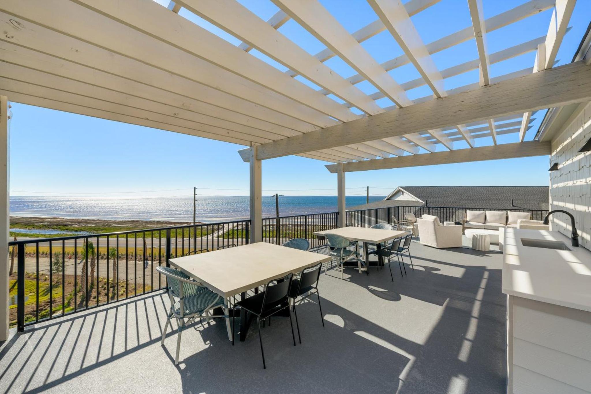Three-Bedroom Vacation Home  photo 1