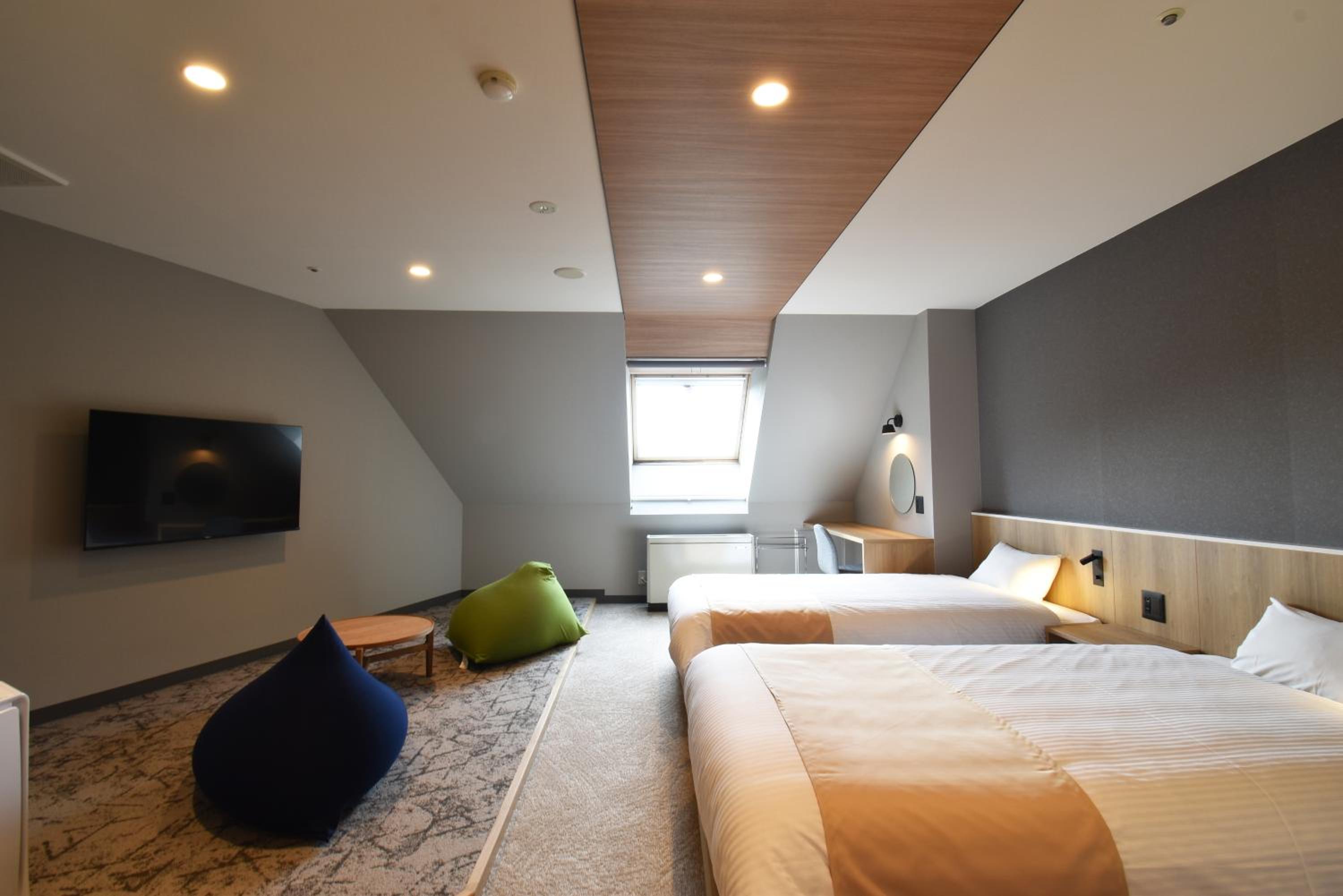 Premium Triple Room- Non-Smoking photo 3