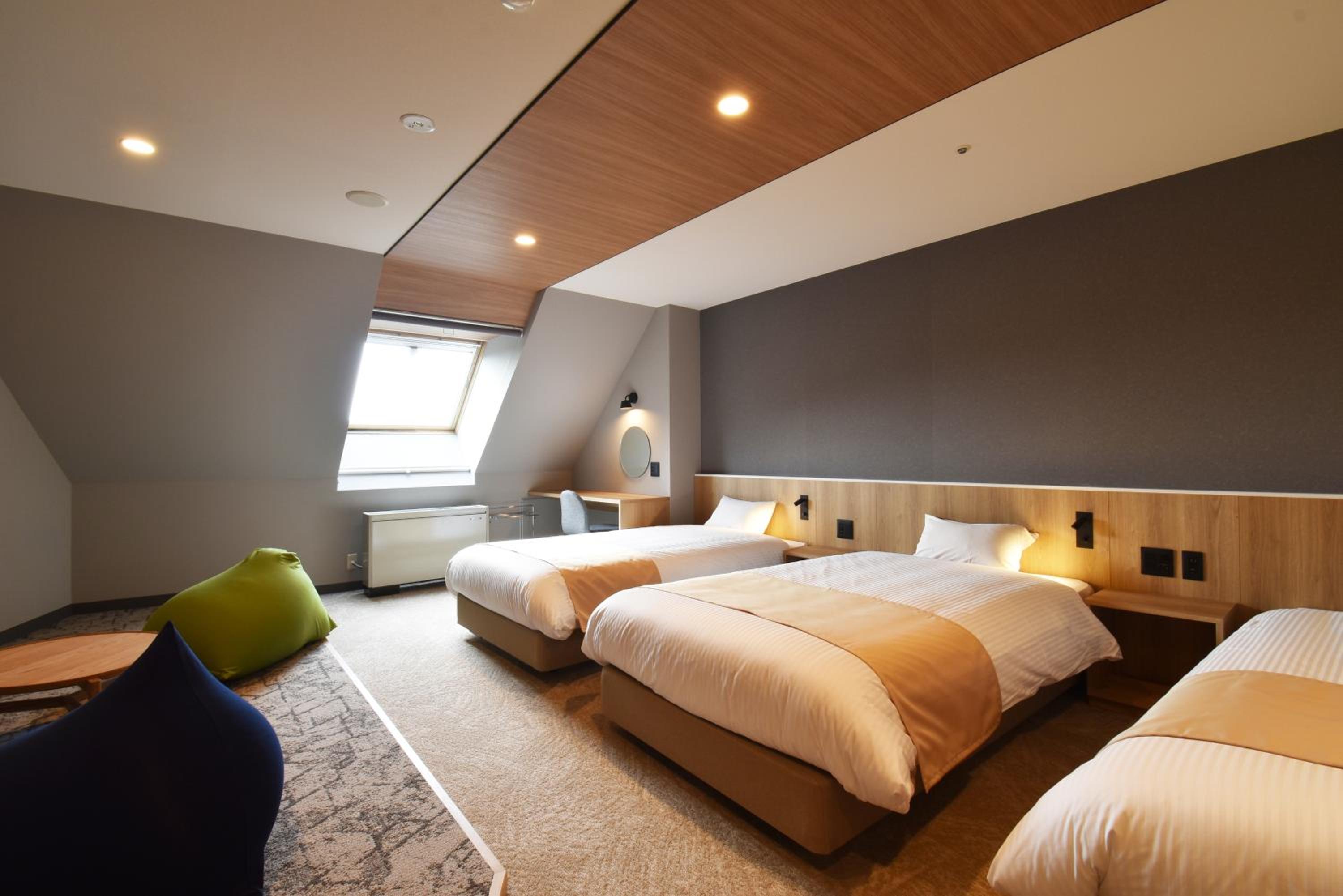 Premium Triple Room- Non-Smoking photo 1