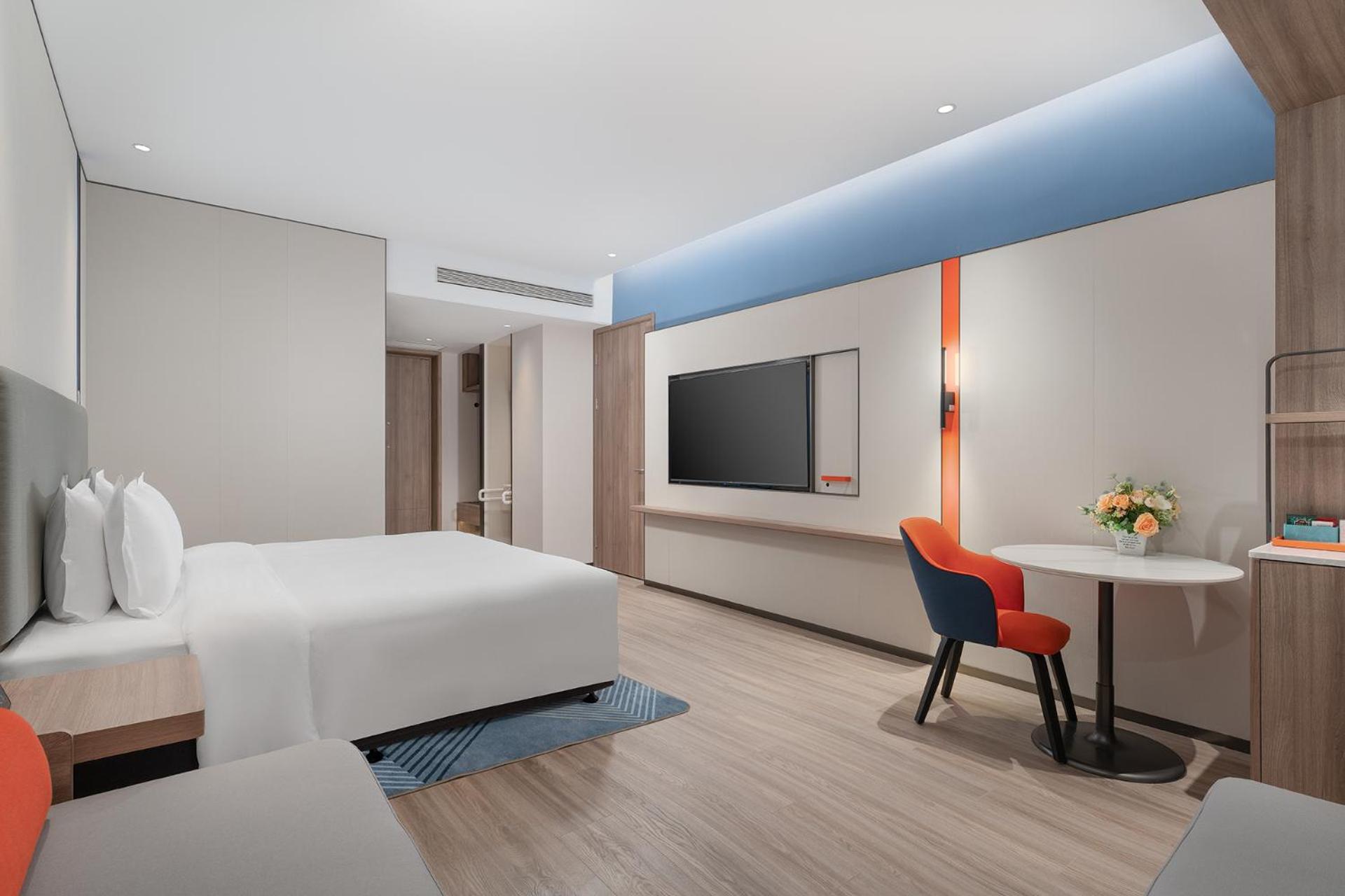 Standard King Room with Balcony