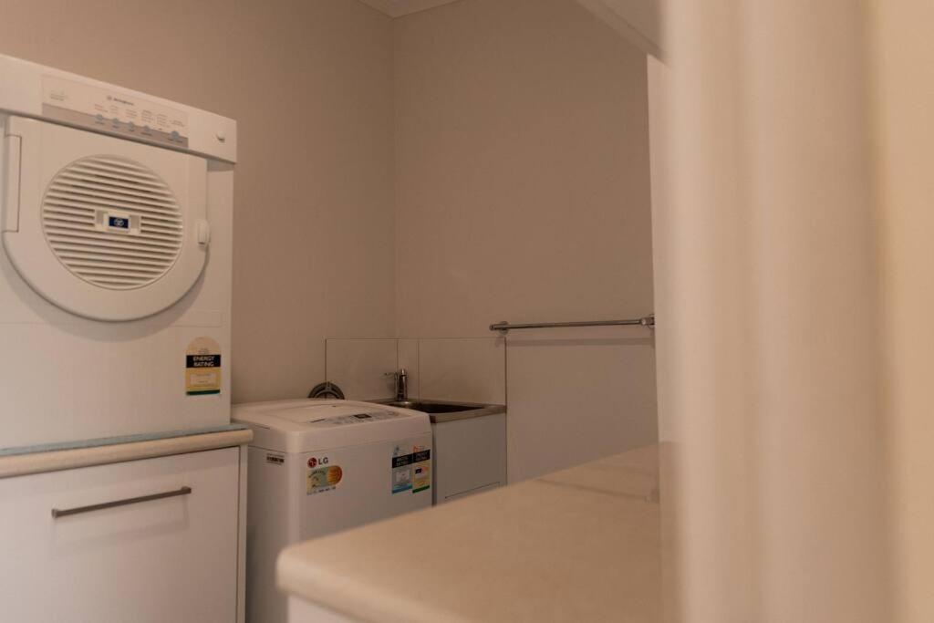 Two-Bedroom House photo 2
