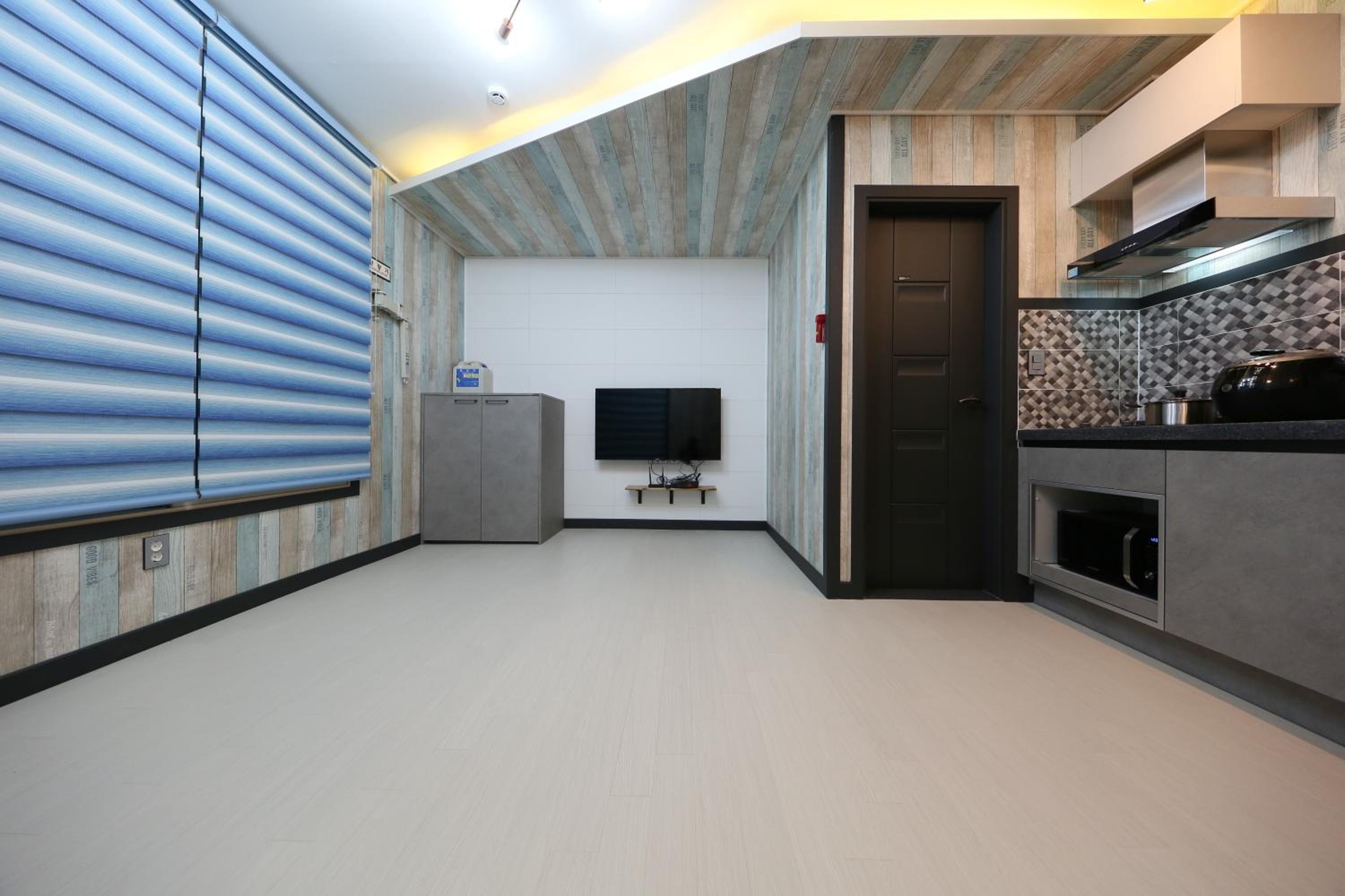 Triple Room 2 - Photo 7