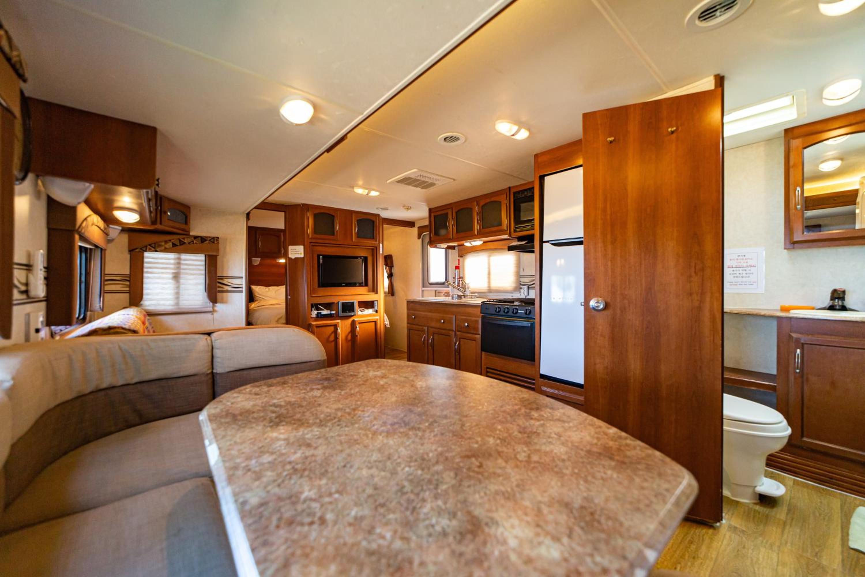 Caravan photo 3